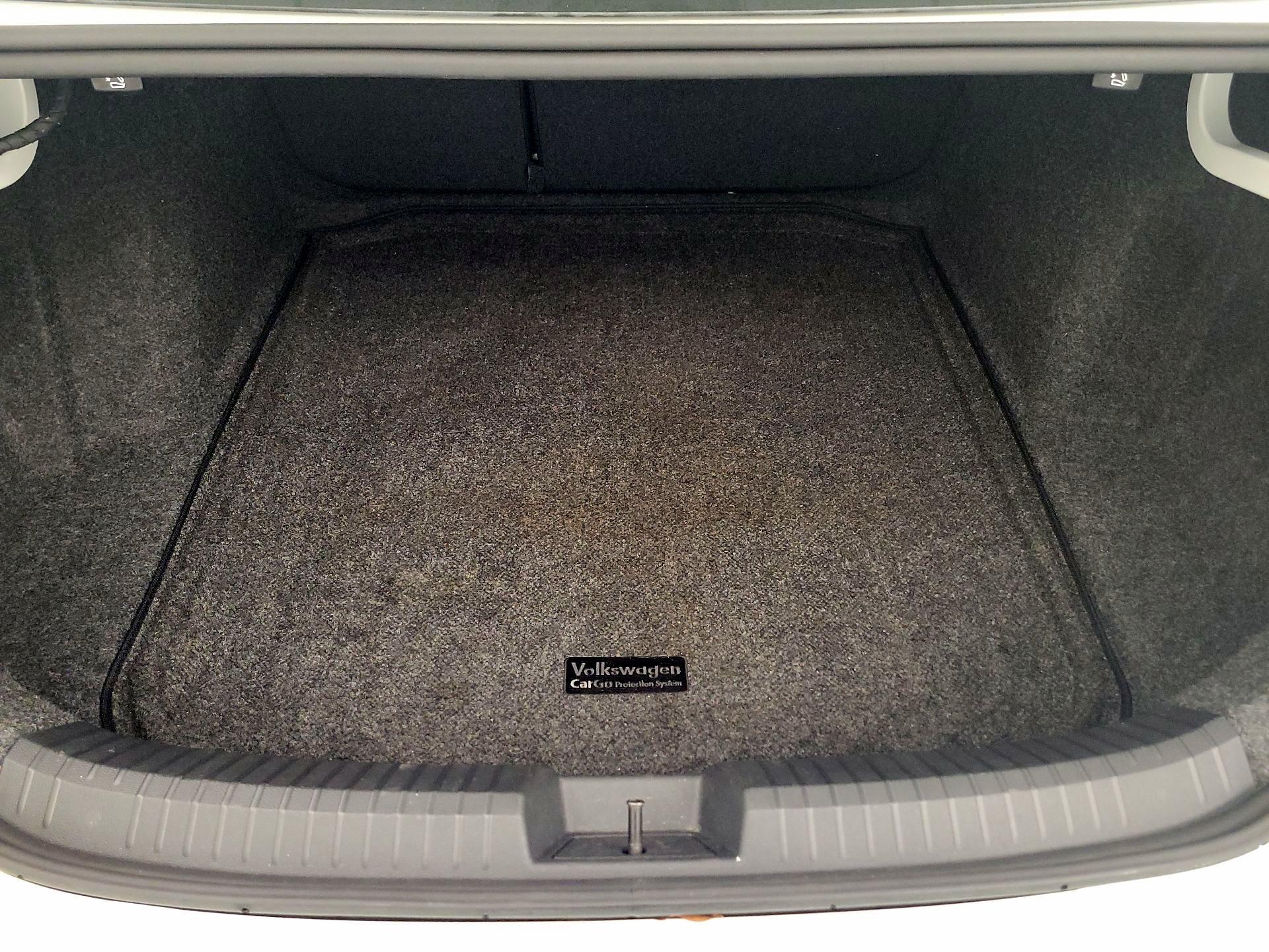 Thumbnail: 2024 Volkswagen Jetta - 20