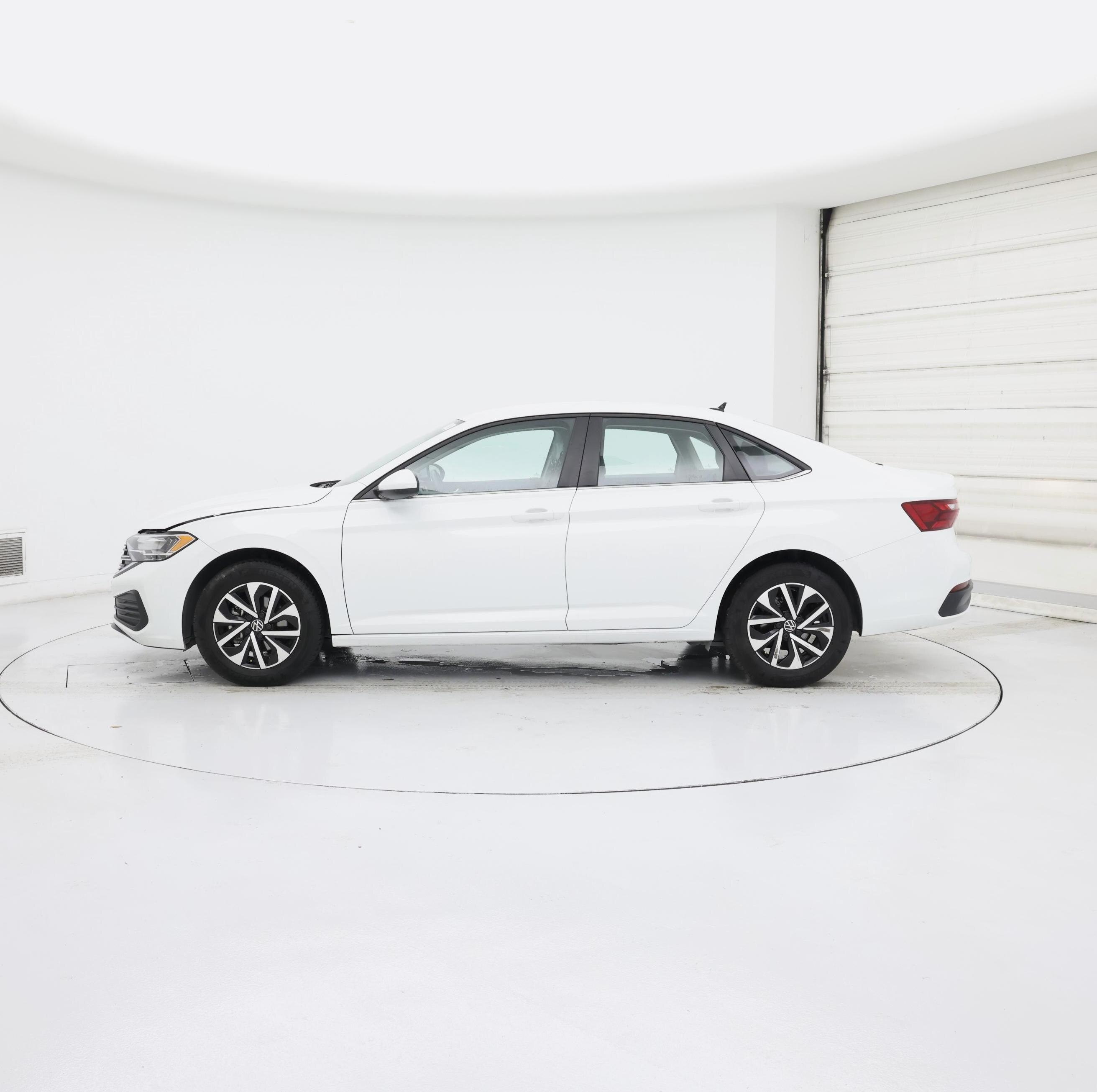 Thumbnail: 2024 Volkswagen Jetta - 3