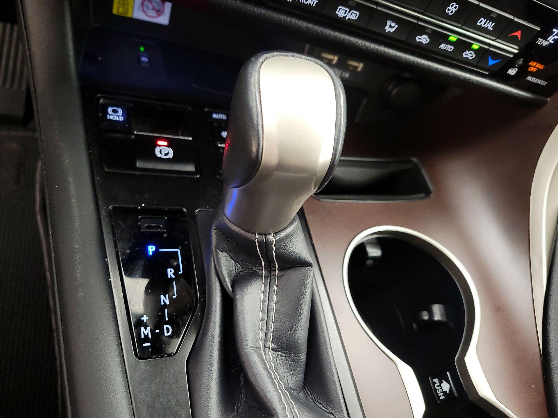 Thumbnail: 2021 Lexus RX - 15