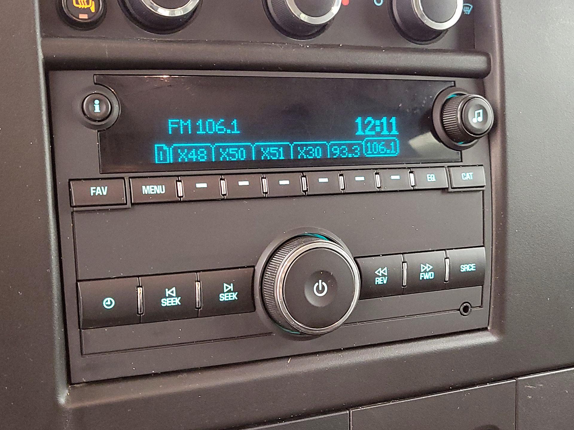 Thumbnail: 2023 Chevrolet Express - 14