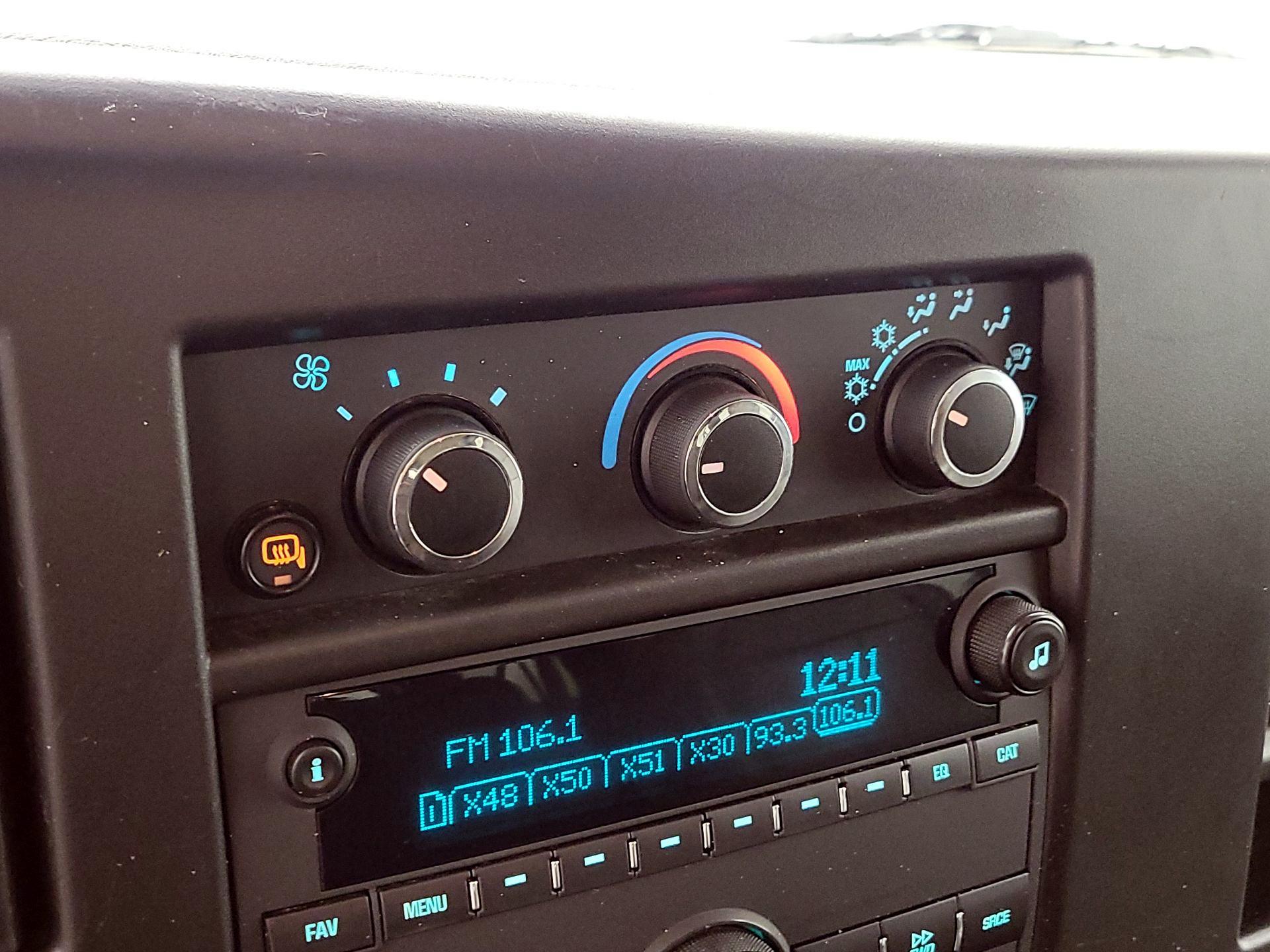 Thumbnail: 2023 Chevrolet Express - 15