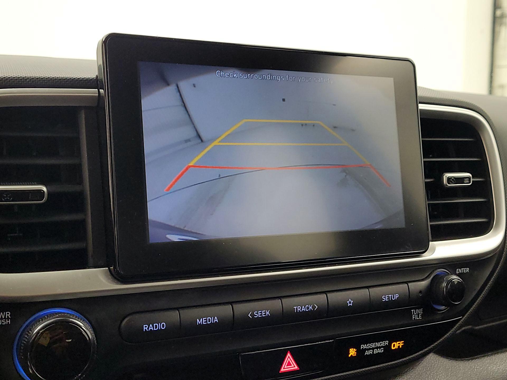 Thumbnail: 2021 Hyundai Venue - 14