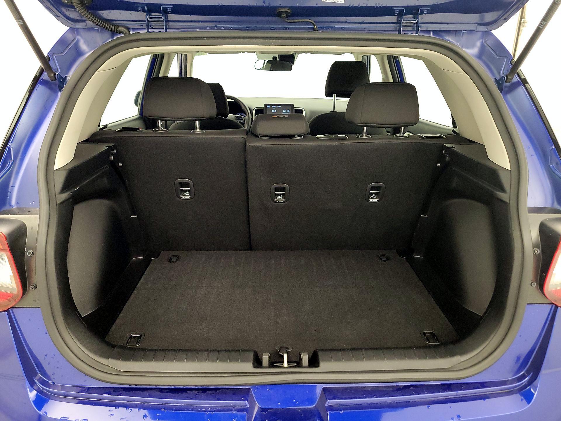 Thumbnail: 2021 Hyundai Venue - 20