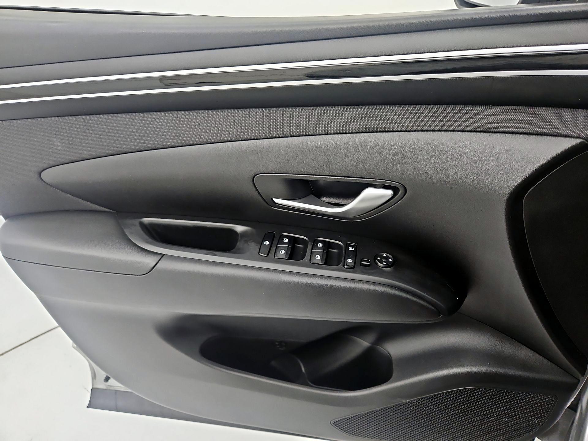 Thumbnail: 2023 Hyundai Tucson - 12