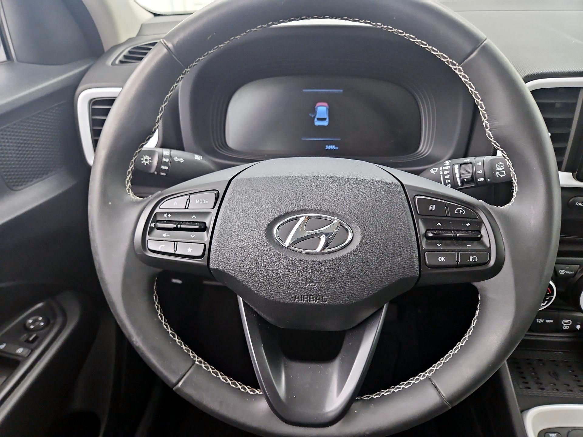 Thumbnail: 2024 Hyundai Venue - 10