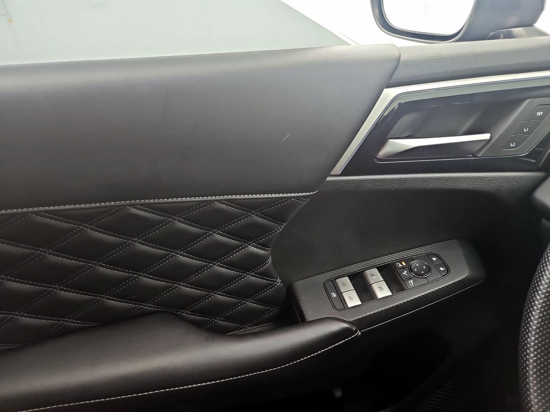 Thumbnail: 2022 Mitsubishi Outlander - 12