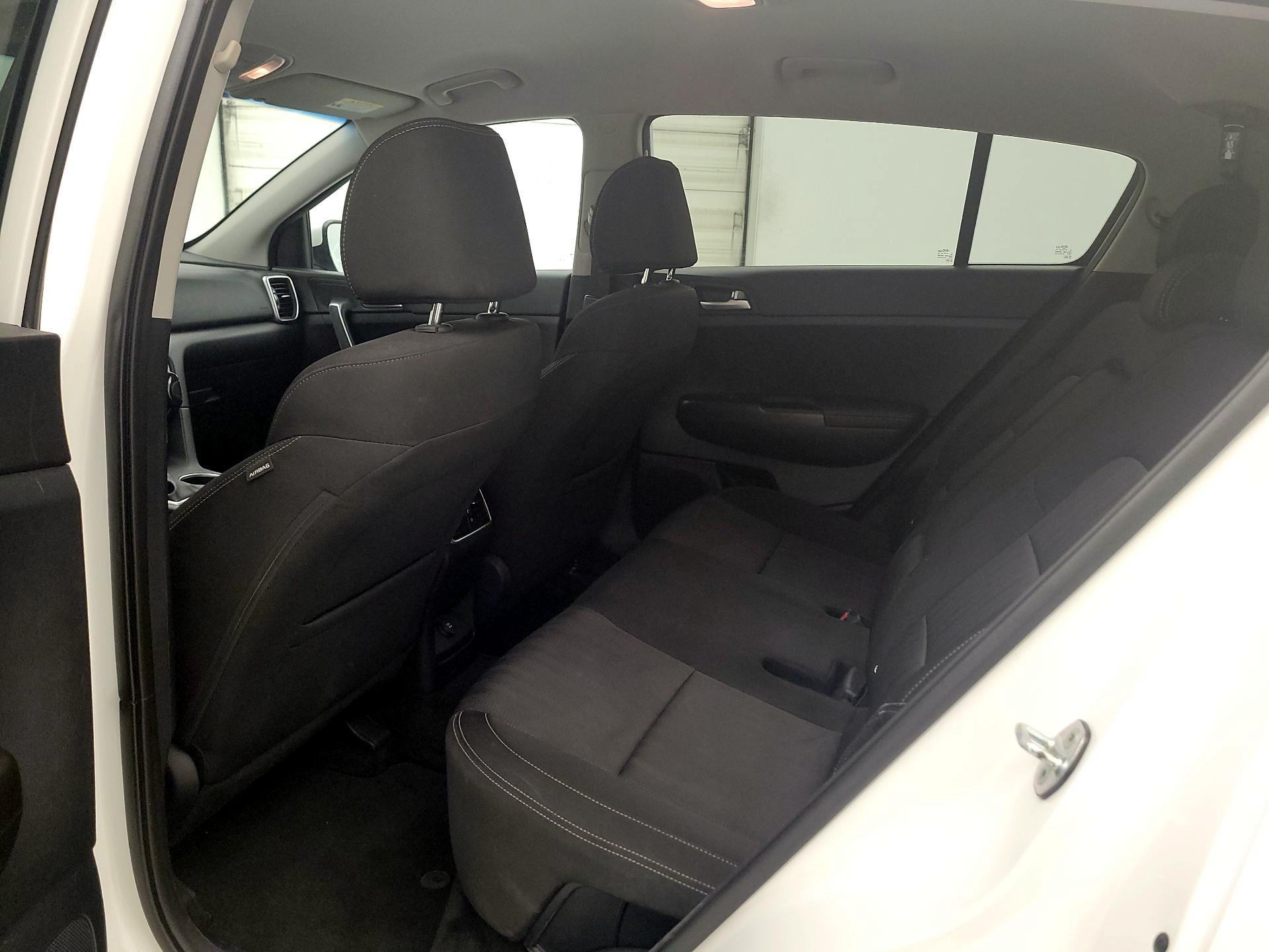 Thumbnail: 2021 Kia Sportage - 18