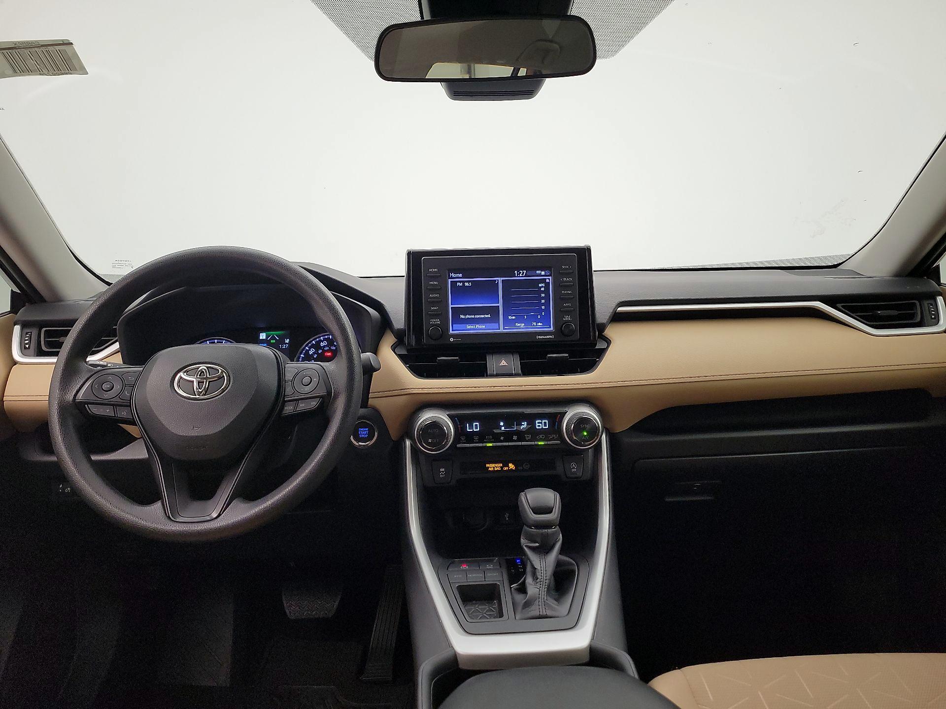 Thumbnail: 2022 Toyota RAV4 - 9