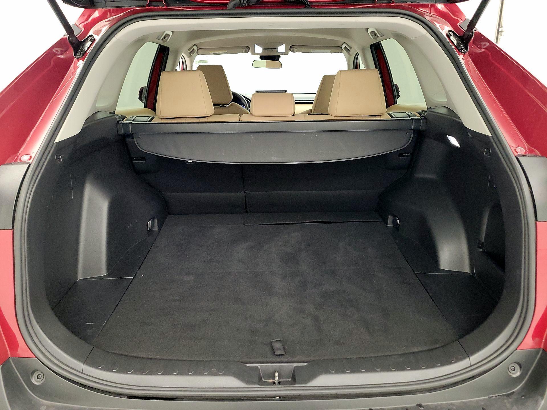 Thumbnail: 2022 Toyota RAV4 - 20