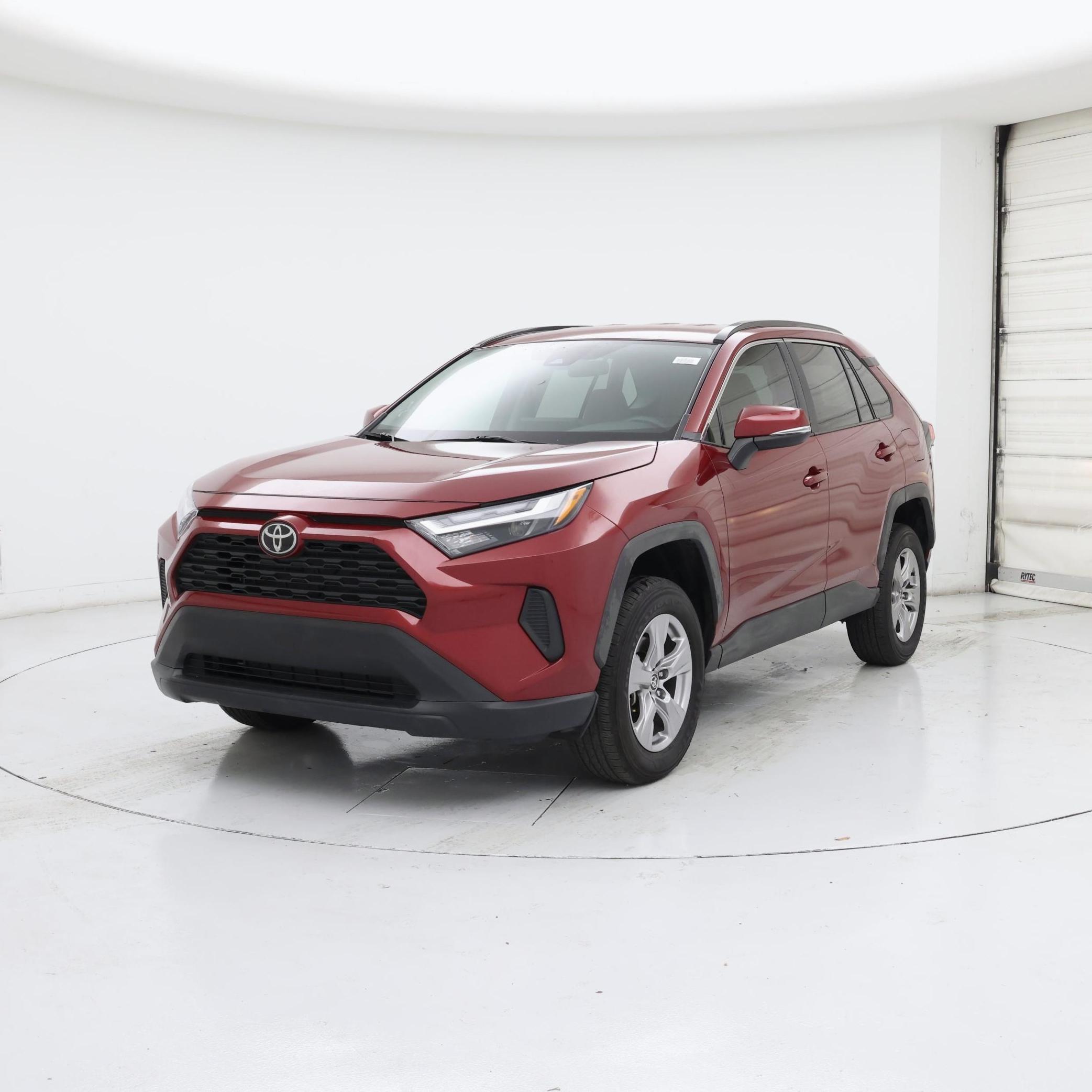 Thumbnail: 2022 Toyota RAV4 - 4