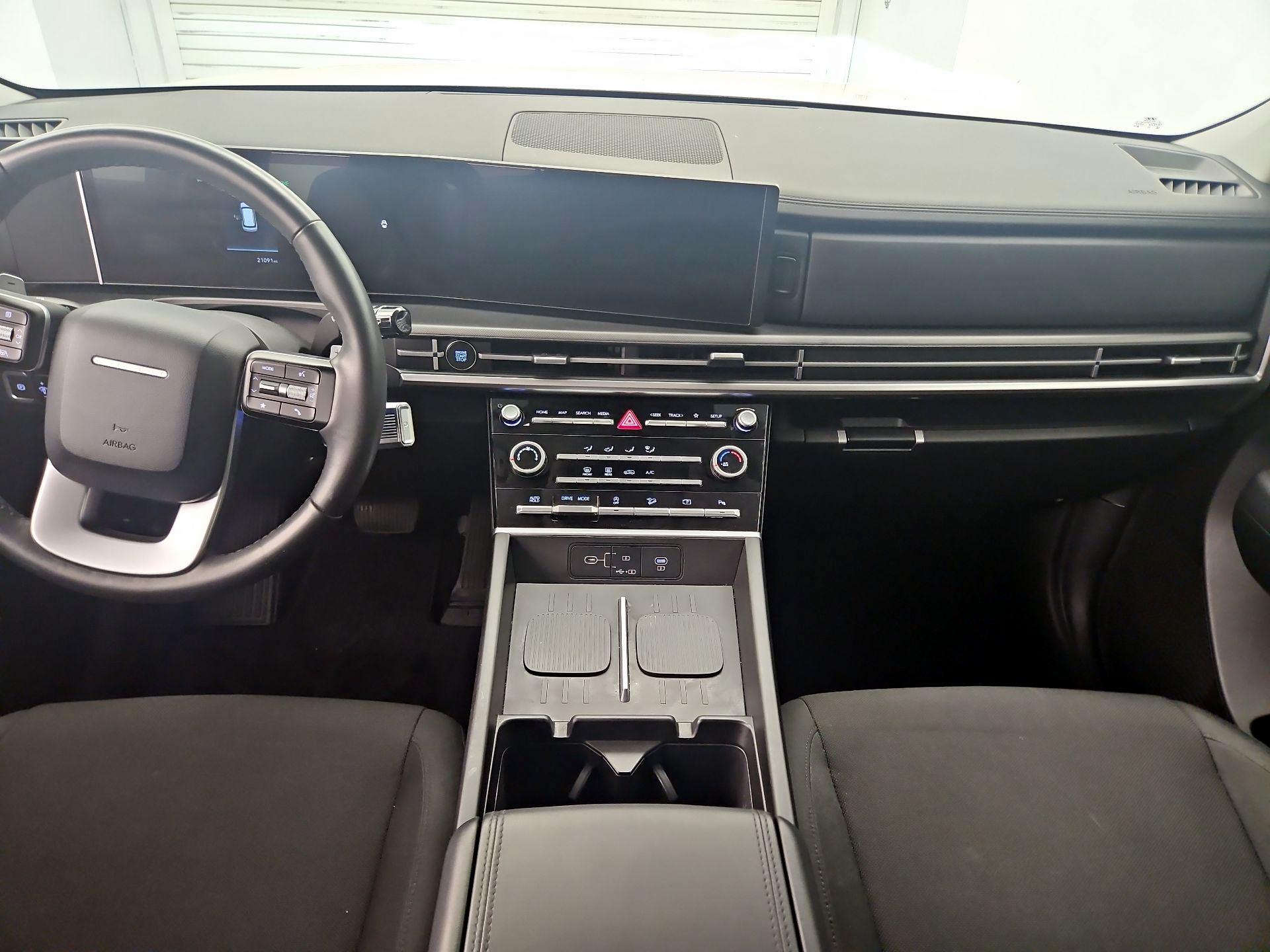 Thumbnail: 2025 Hyundai Santa Fe - 9