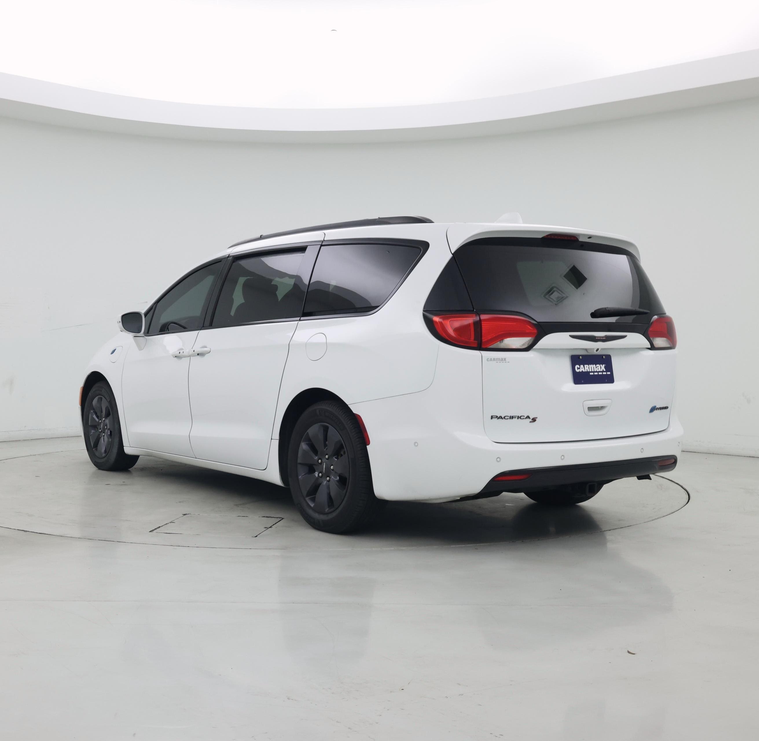 Thumbnail: 2020 Chrysler Pacifica - 2