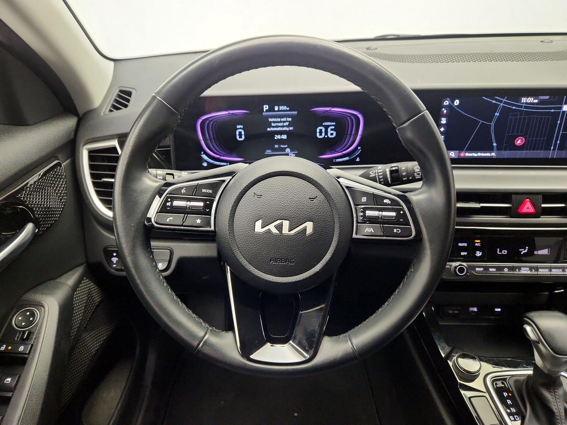 Thumbnail: 2025 Kia Seltos - 10