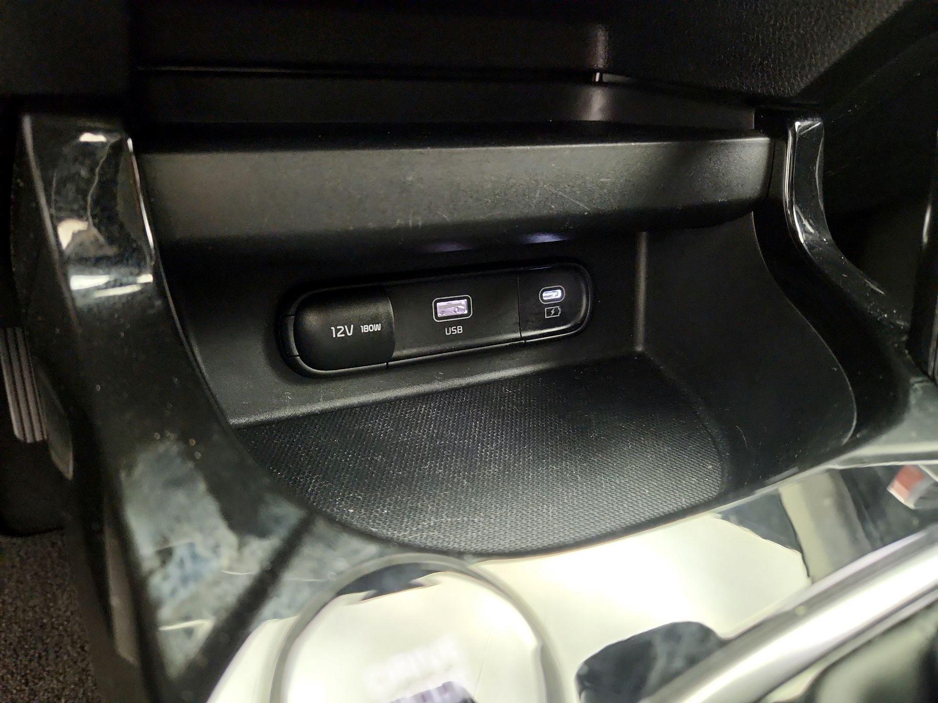 Thumbnail: 2025 Kia Seltos - 19