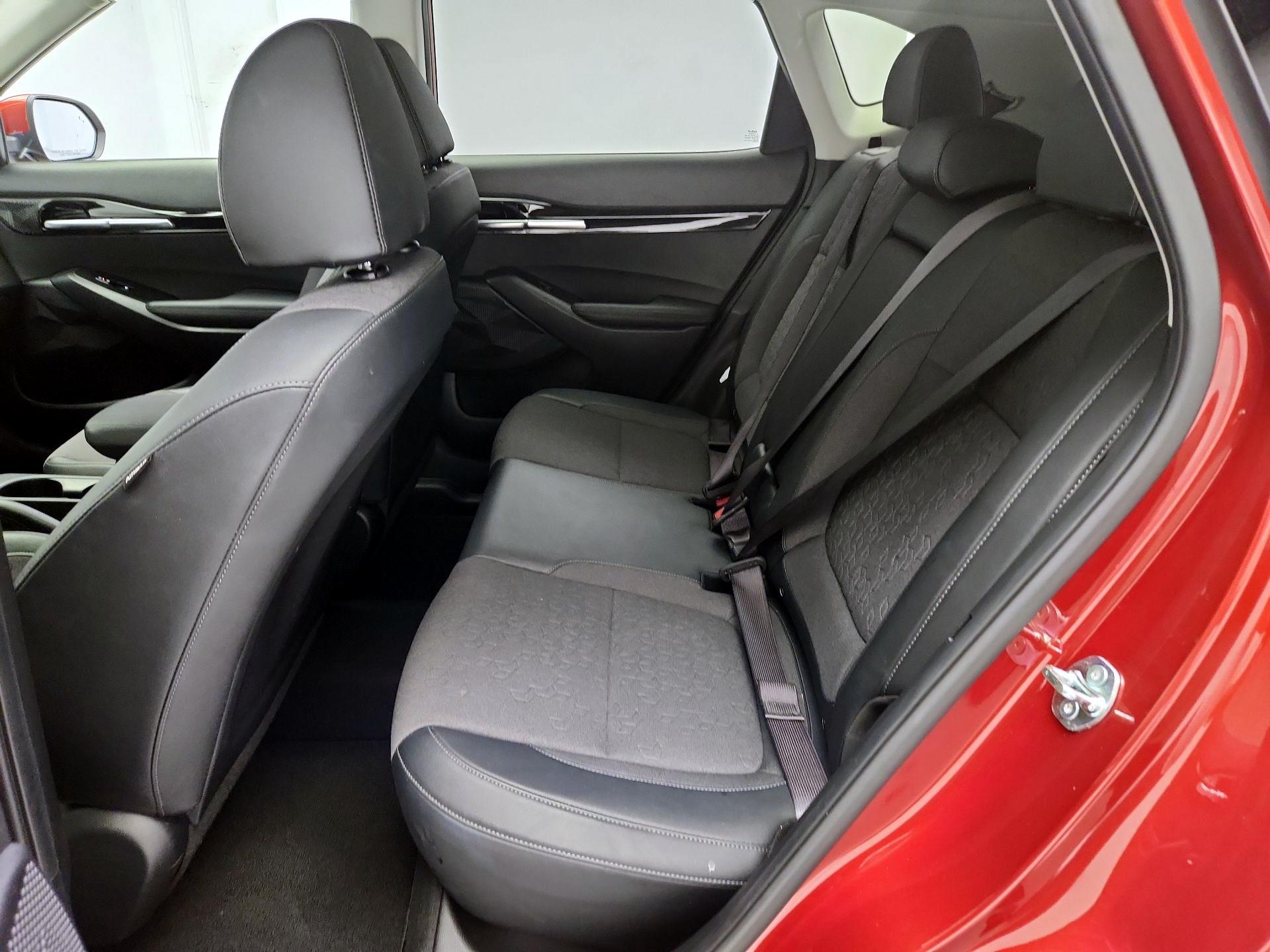 Thumbnail: 2025 Kia Seltos - 20