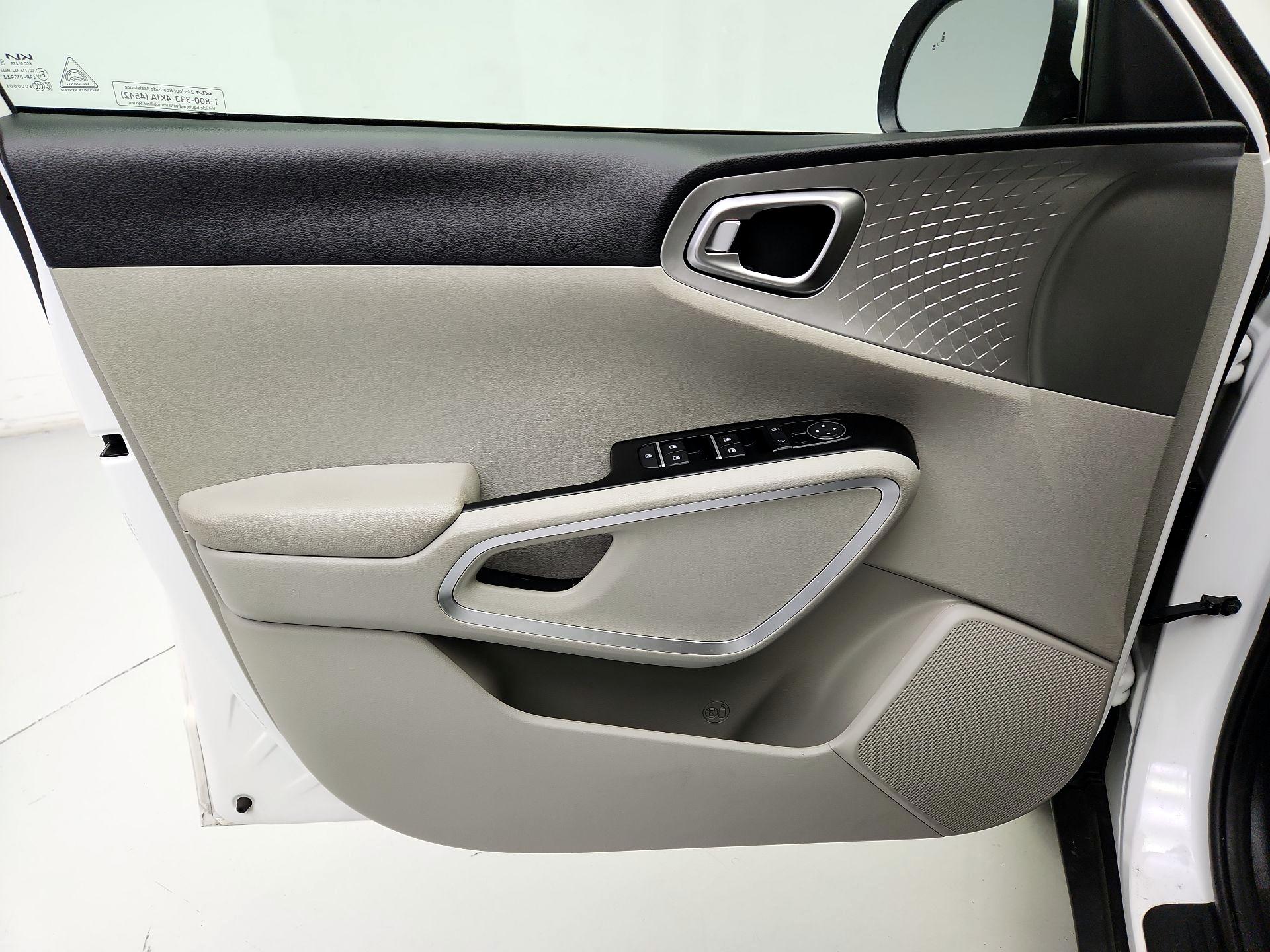 Thumbnail: 2025 Kia Soul - 12