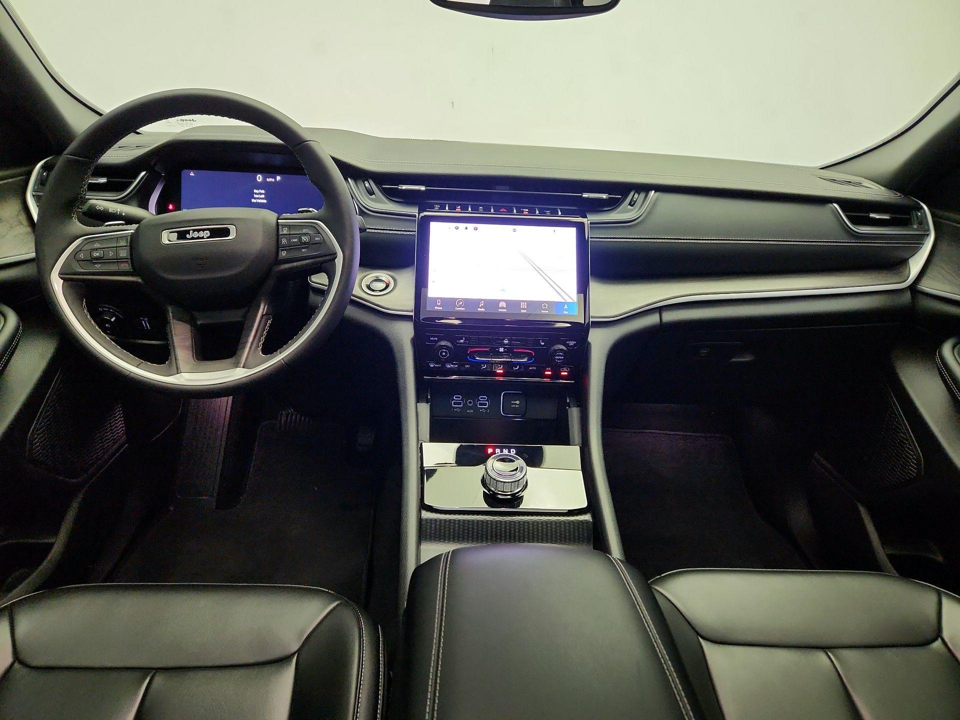 Thumbnail: 2024 Jeep Grand Cherokee - 9