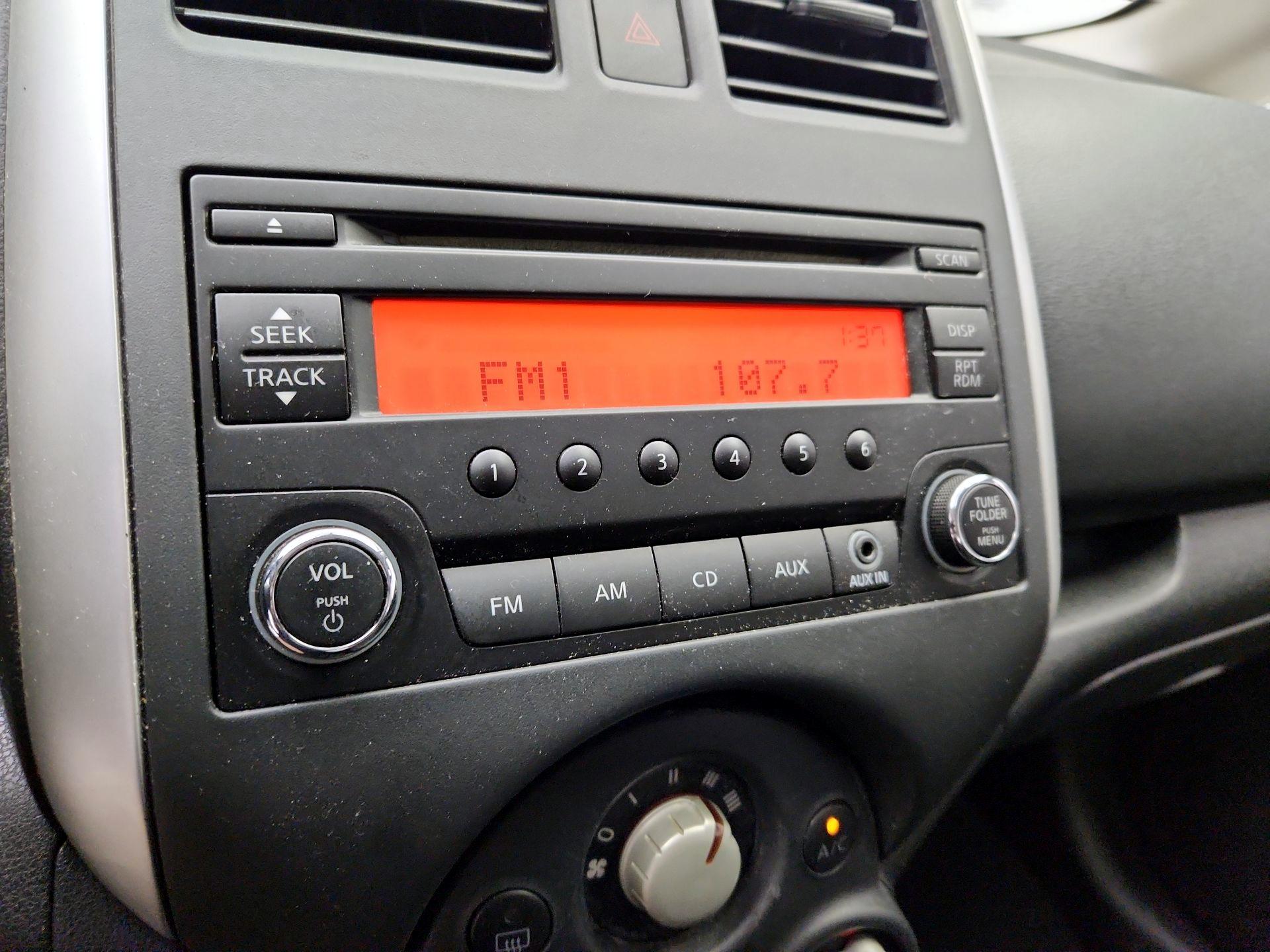 Thumbnail: 2014 Nissan Versa Note - 14