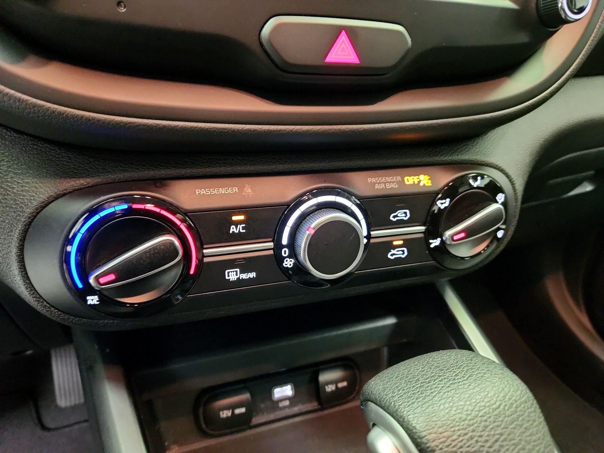 Thumbnail: 2025 Kia Soul - 16