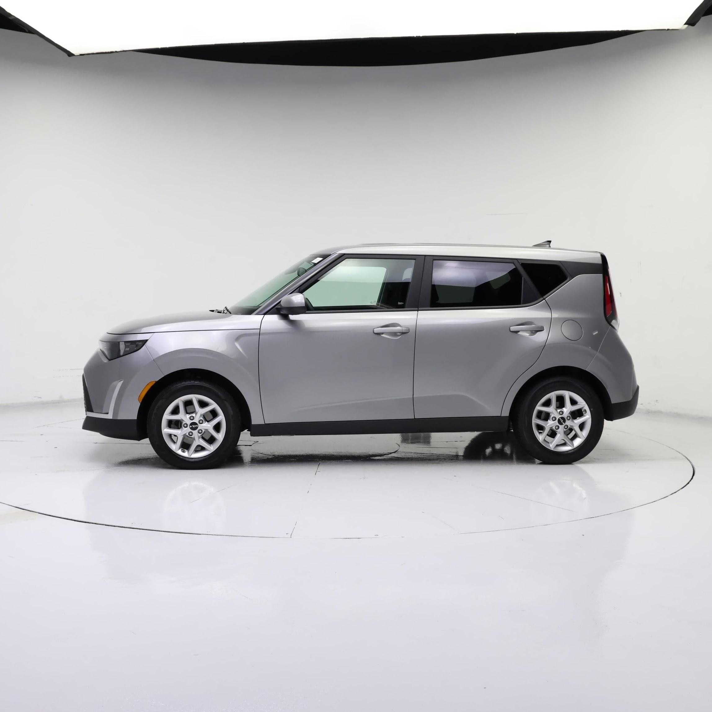 Thumbnail: 2025 Kia Soul - 3