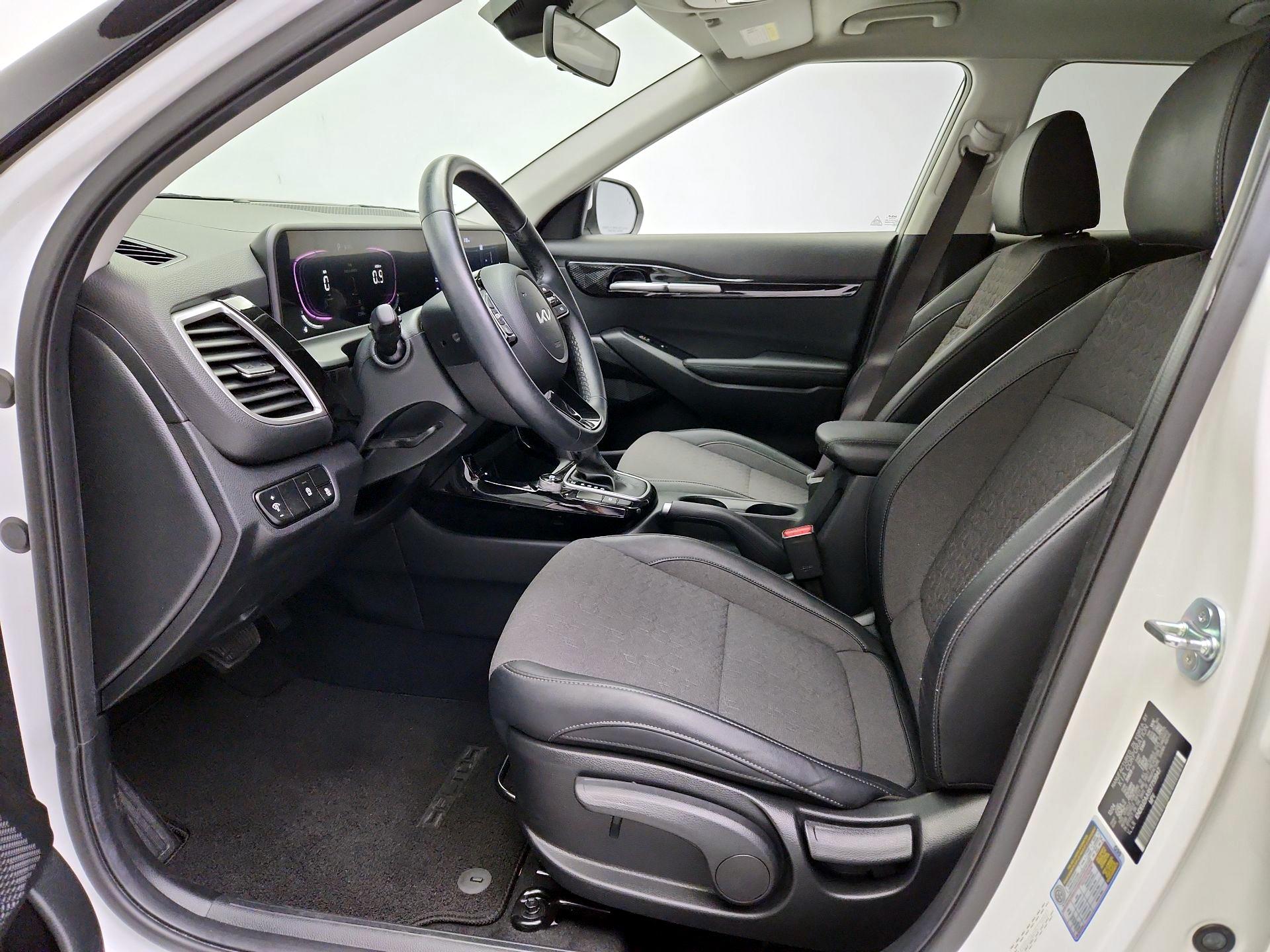 Thumbnail: 2025 Kia Seltos - 11