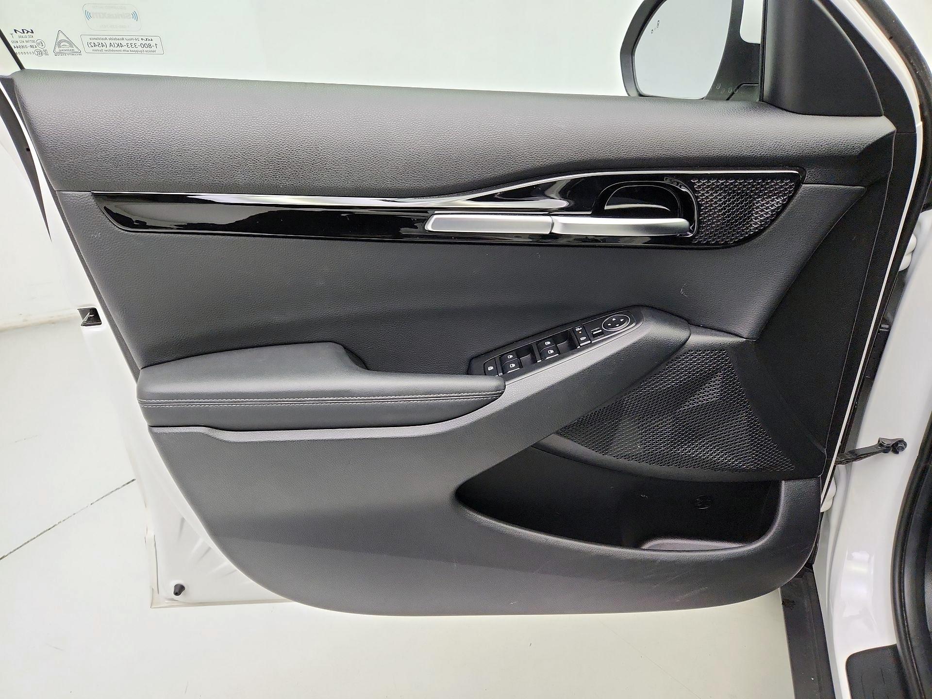 Thumbnail: 2025 Kia Seltos - 12