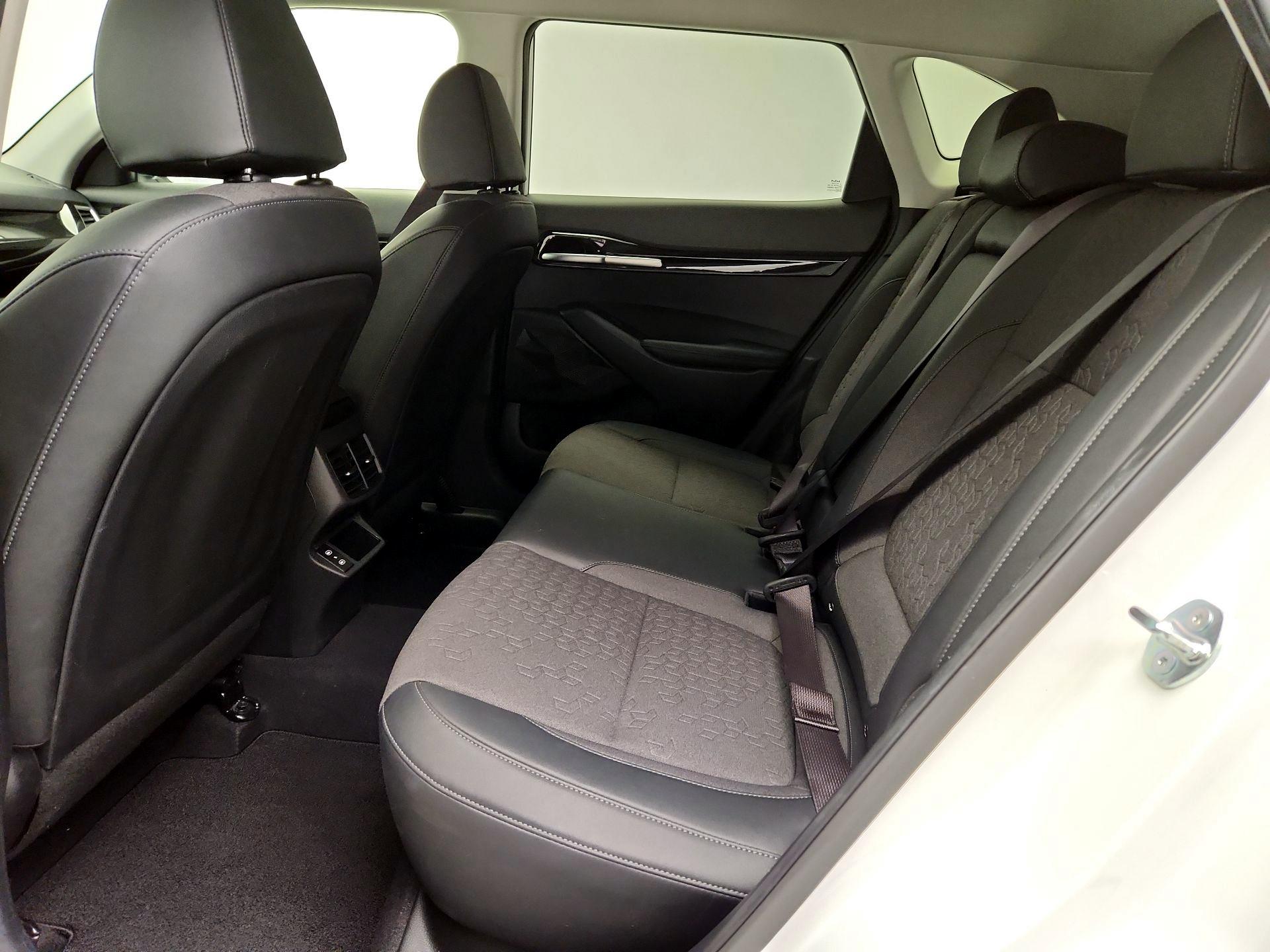 Thumbnail: 2025 Kia Seltos - 20