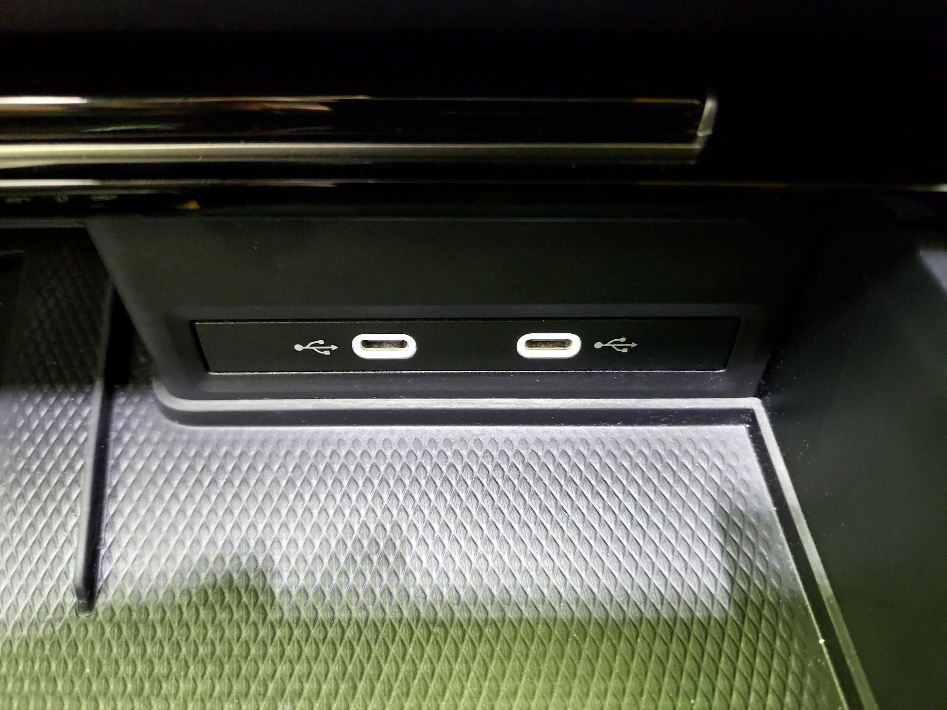 Thumbnail: 2025 Volkswagen Atlas - 18