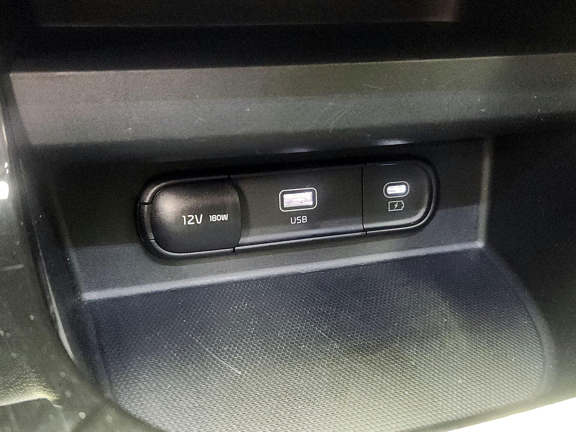 Thumbnail: 2025 Kia Seltos - 19