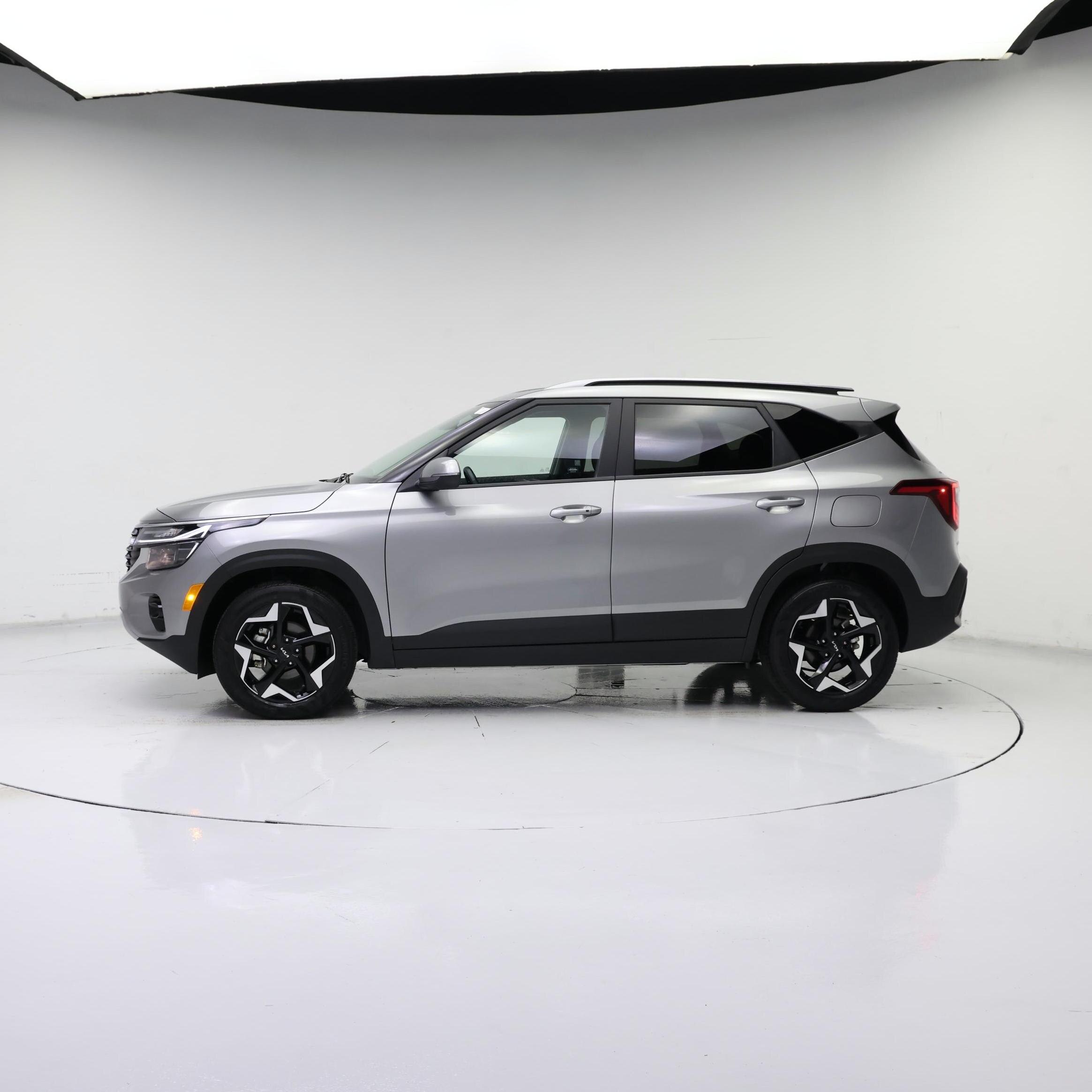 Thumbnail: 2025 Kia Seltos - 3