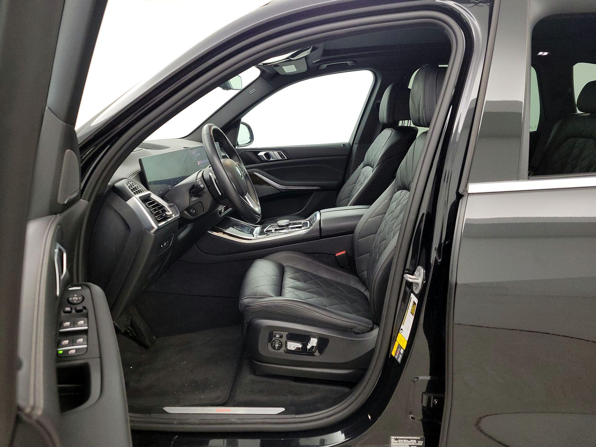 Thumbnail: 2024 BMW X5 - 11