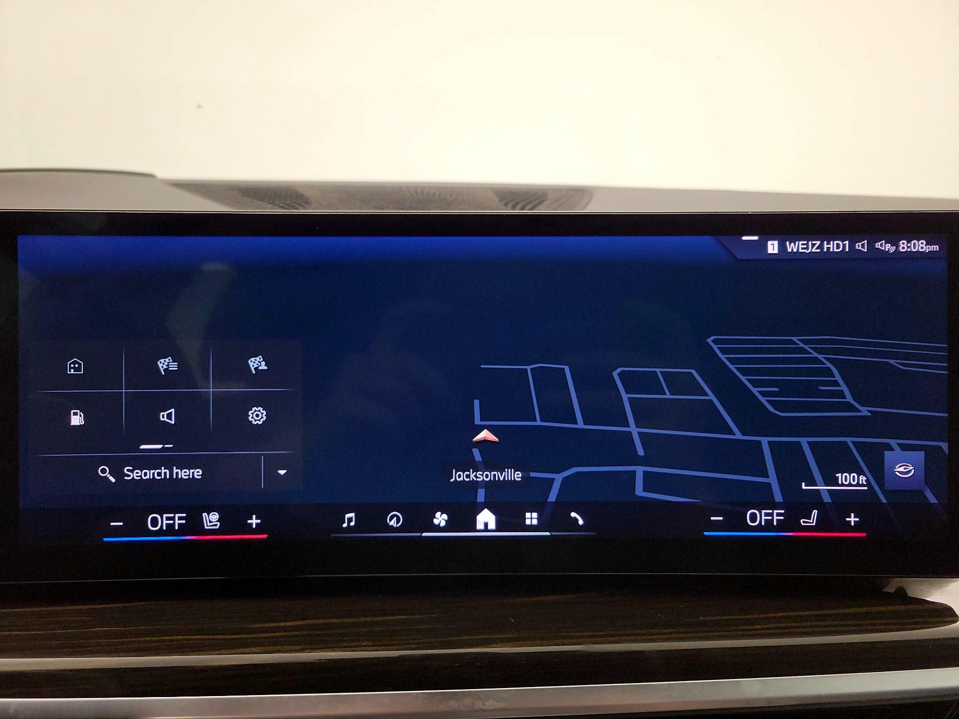 Thumbnail: 2024 BMW X5 - 14