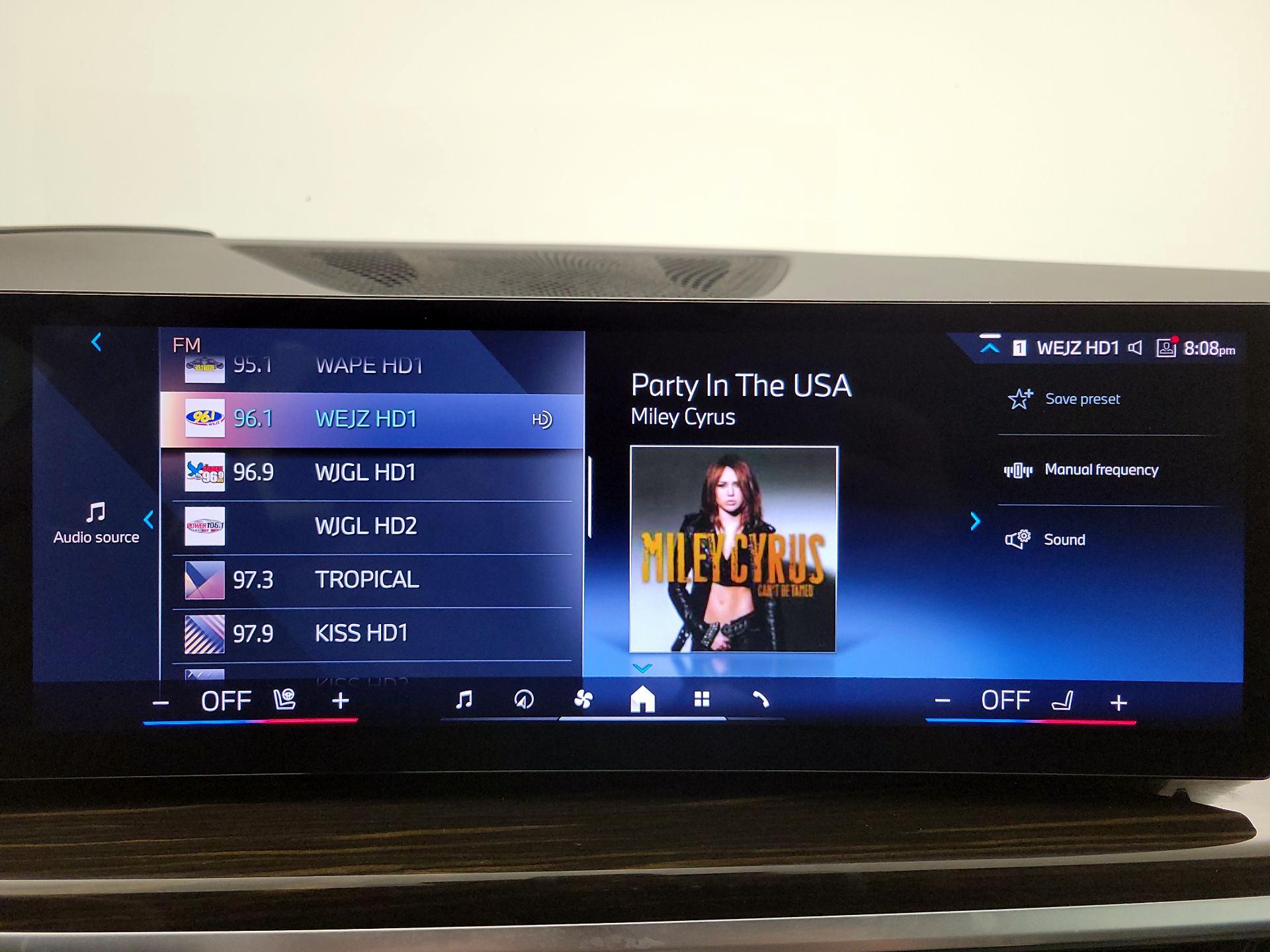 Thumbnail: 2024 BMW X5 - 16