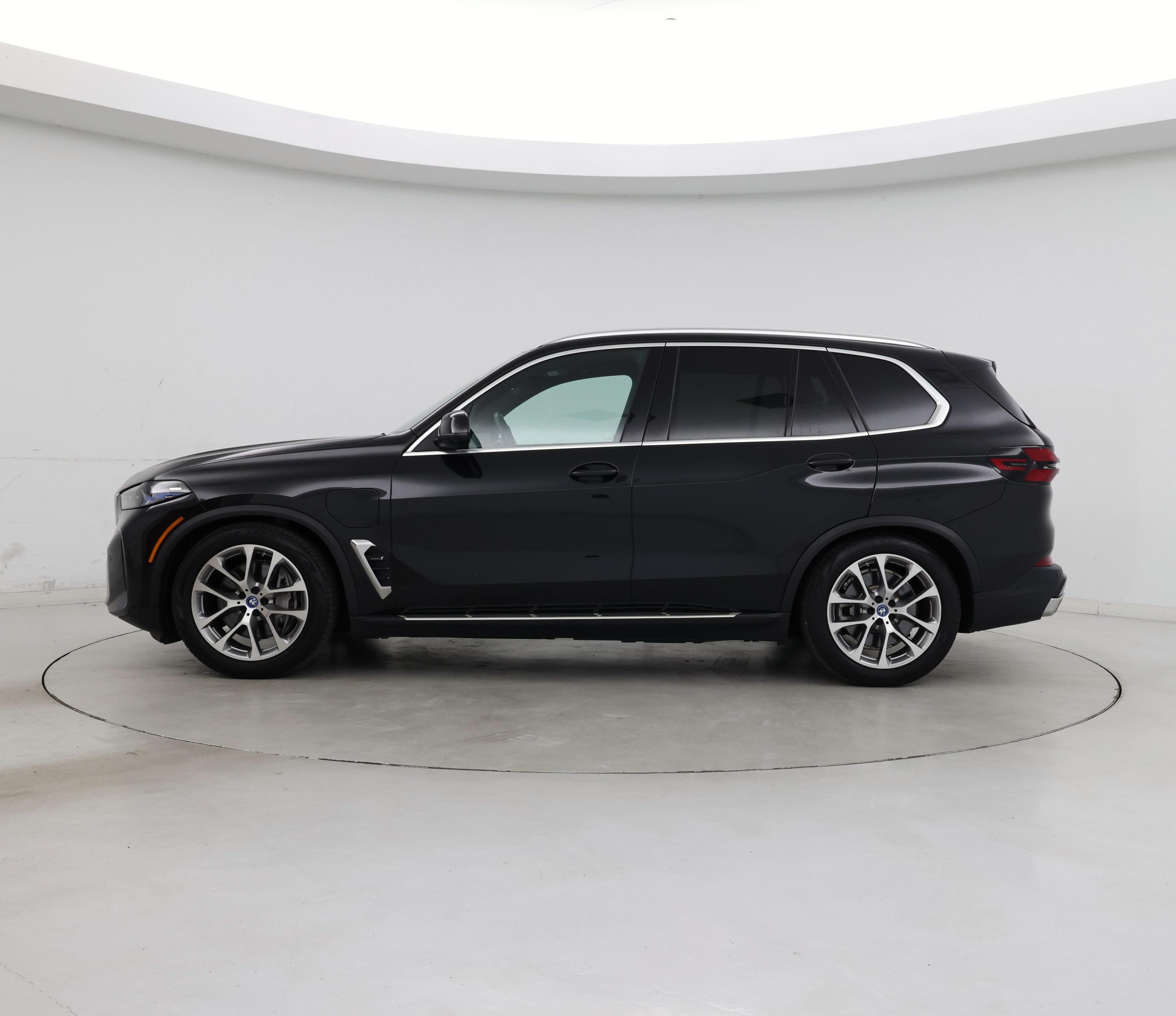 Thumbnail: 2024 BMW X5 - 3