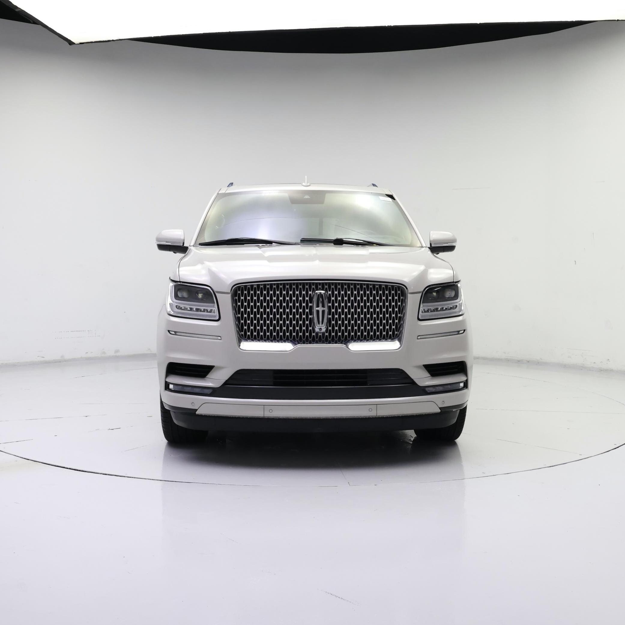 Thumbnail: 2020 Lincoln Navigator - 5