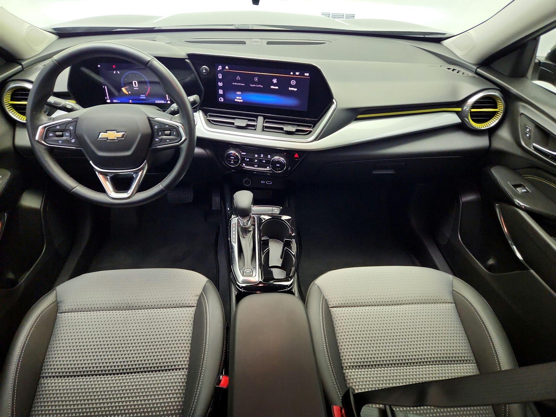 Thumbnail: 2024 Chevrolet Trax - 9