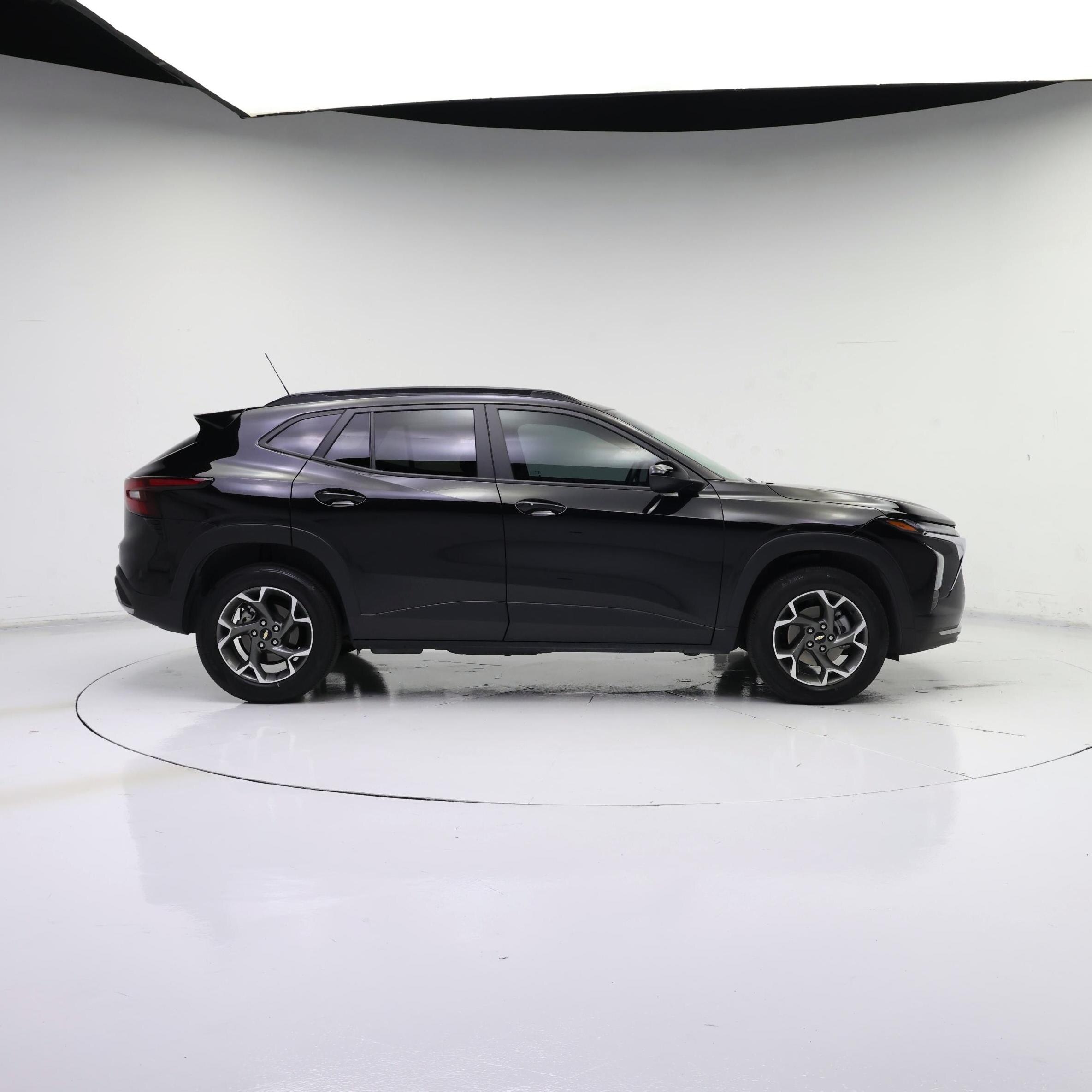 Thumbnail: 2024 Chevrolet Trax - 7