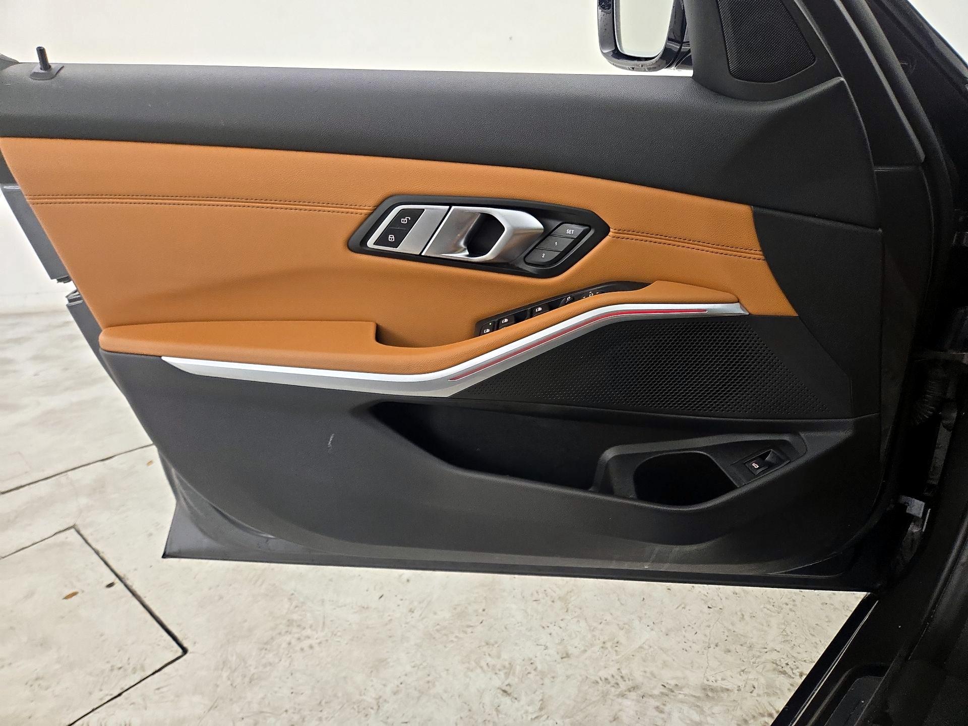 Thumbnail: 2021 BMW 3 Series - 12