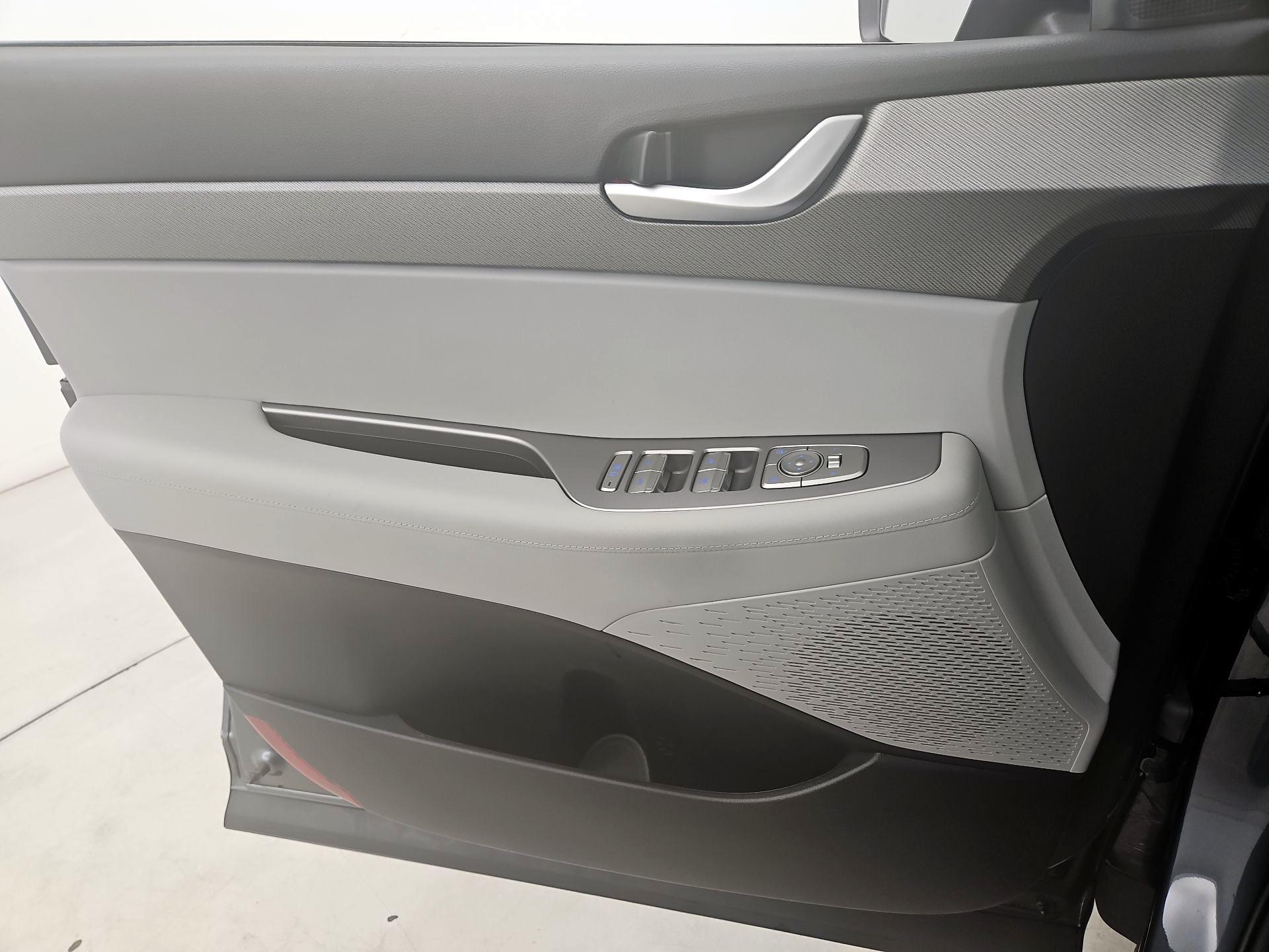 Thumbnail: 2025 Hyundai Palisade - 12