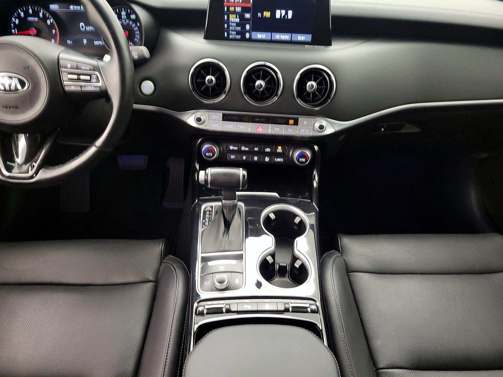 Thumbnail: 2018 Kia Stinger - 18