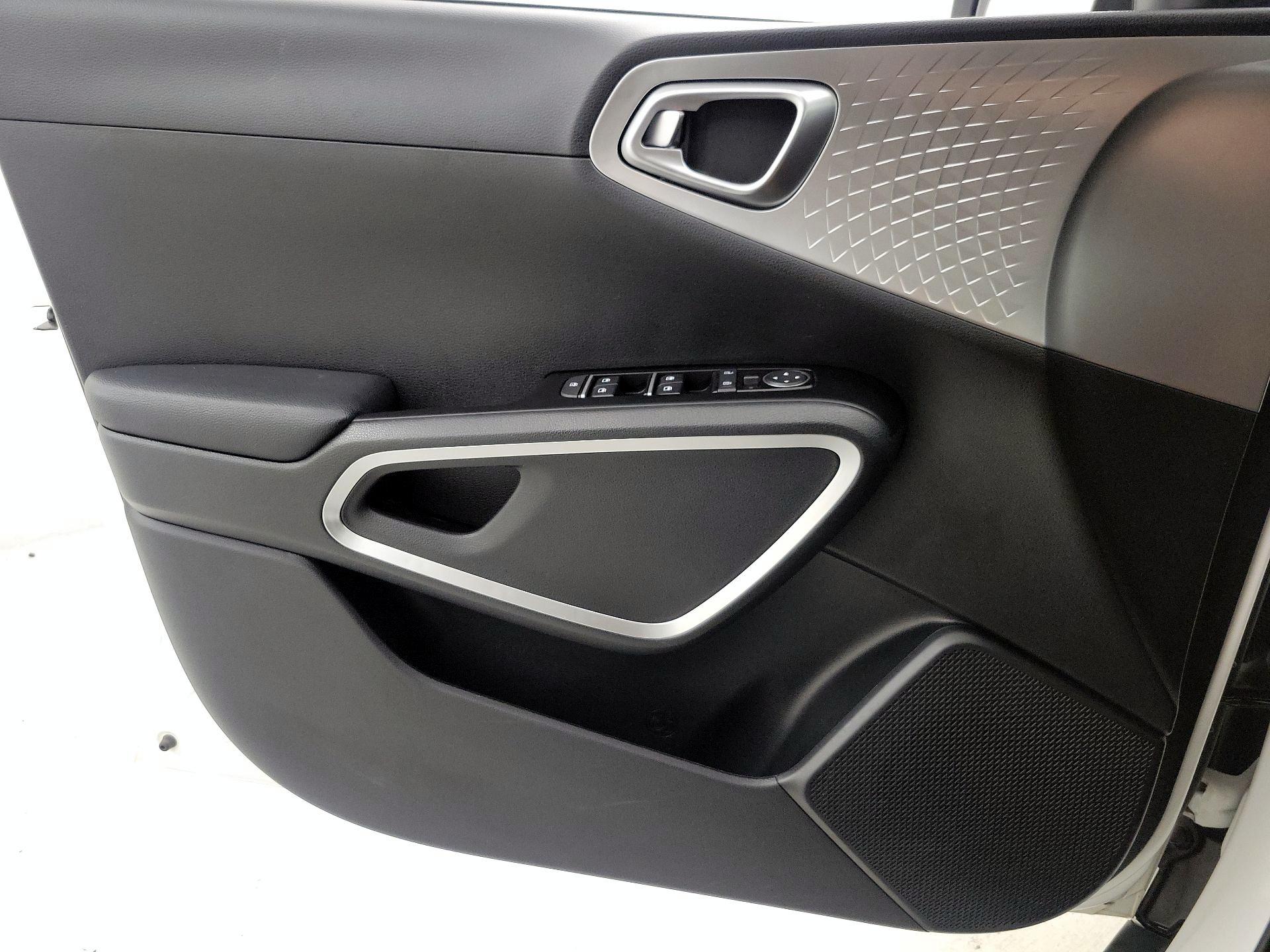 Thumbnail: 2025 Kia Soul - 12