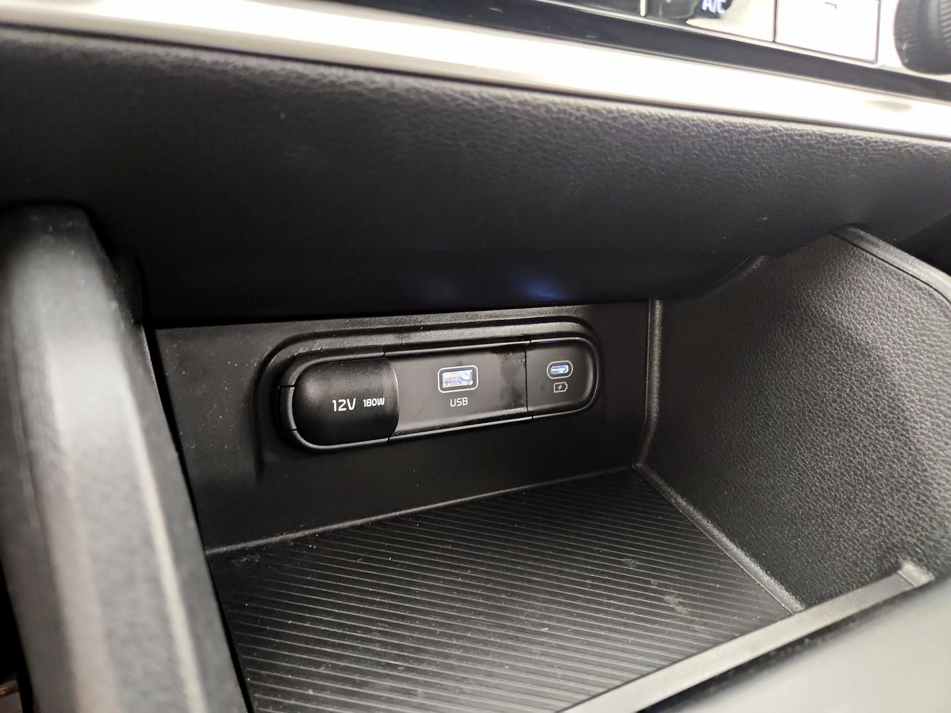 Thumbnail: 2024 Kia Sportage - 18