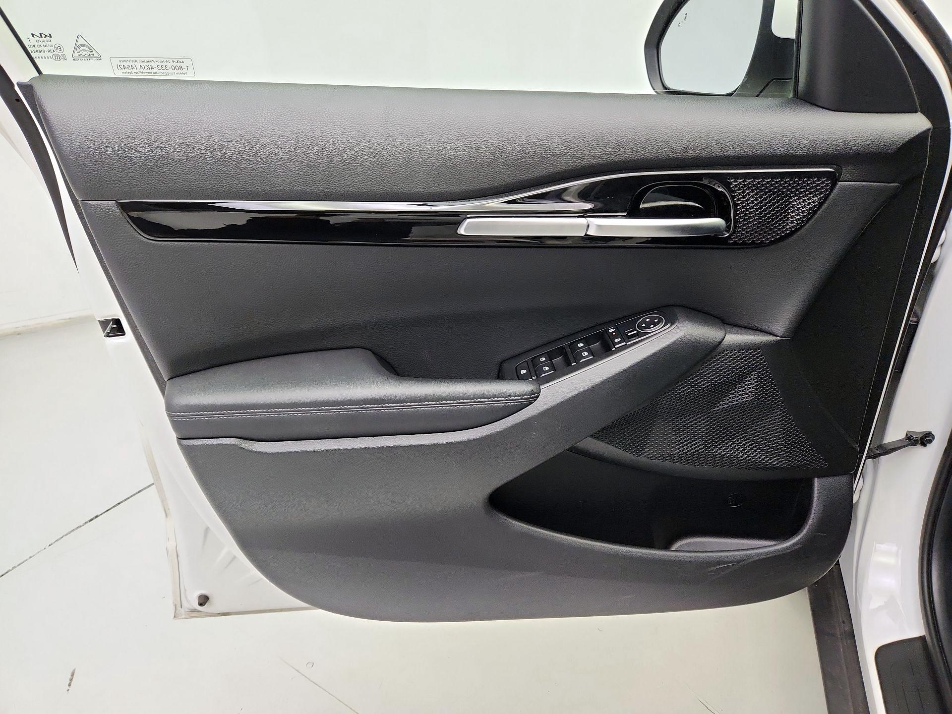 Thumbnail: 2025 Kia Seltos - 12