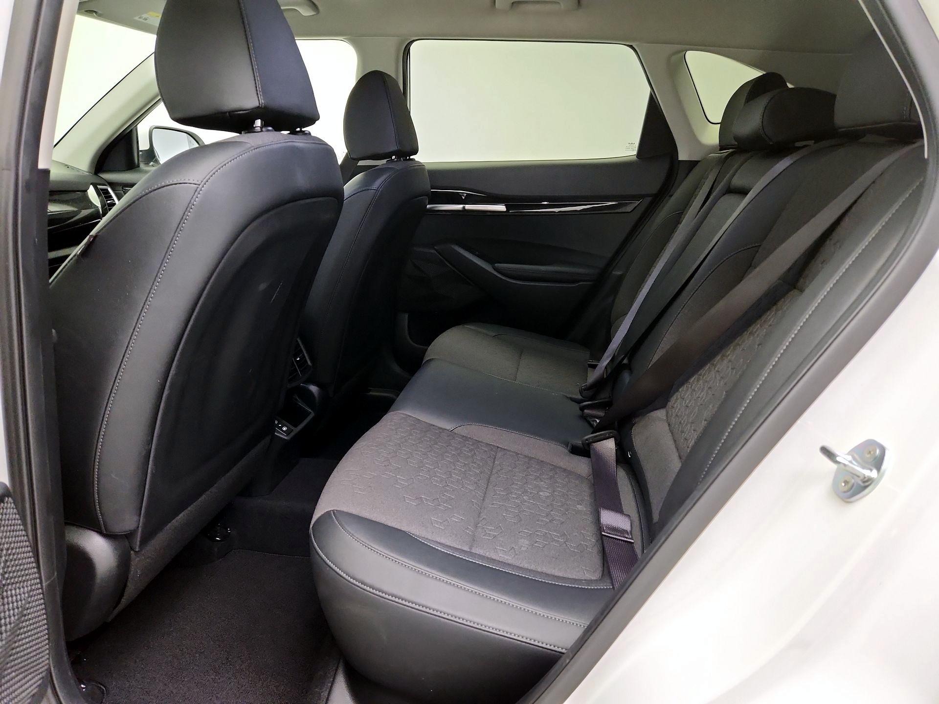 Thumbnail: 2025 Kia Seltos - 20