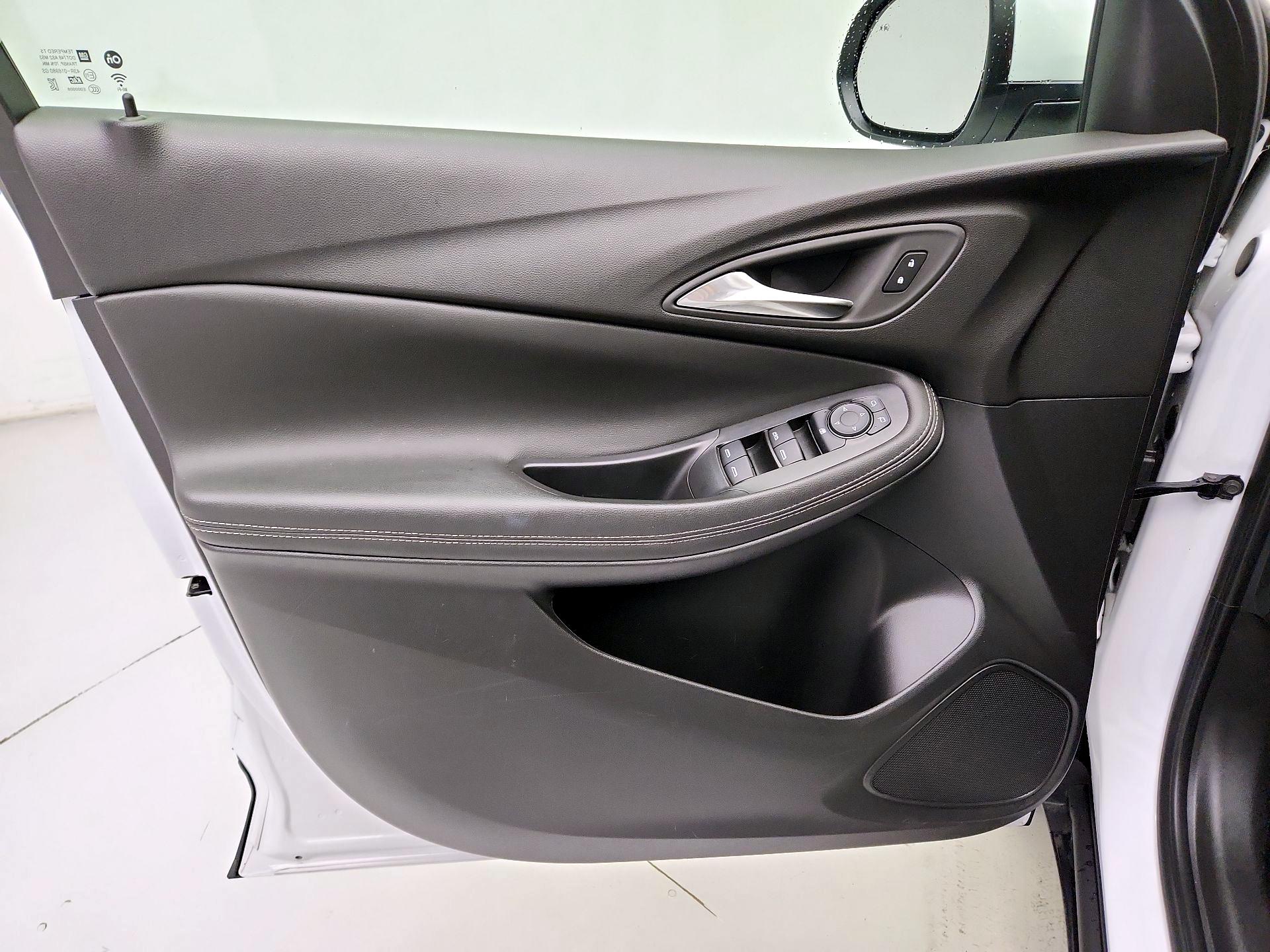 Thumbnail: 2025 Buick Encore GX - 12