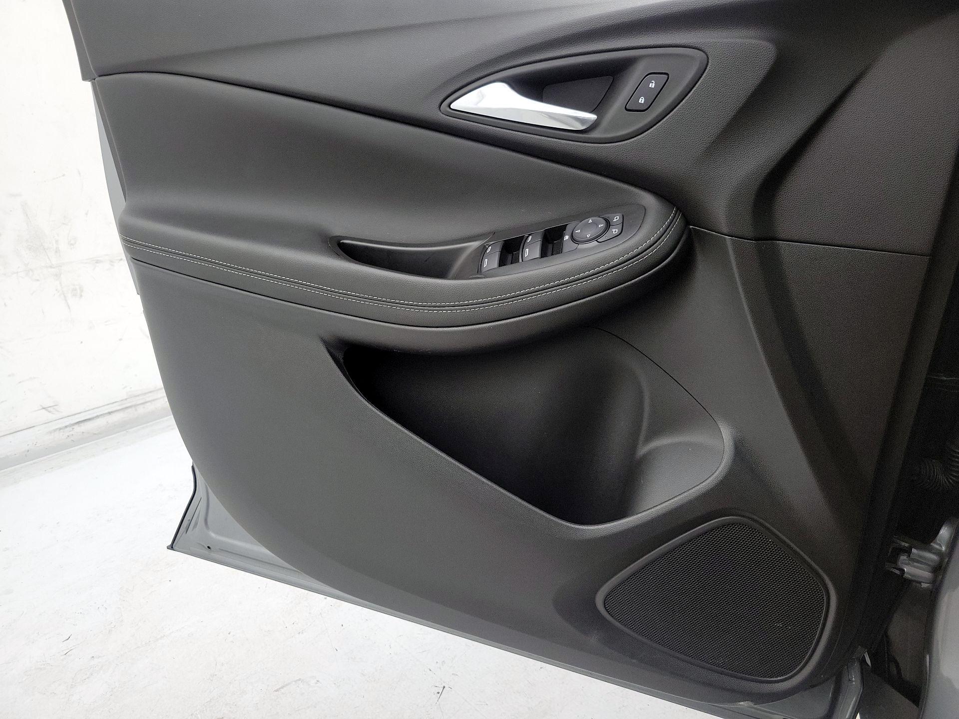 Thumbnail: 2025 Buick Encore GX - 12