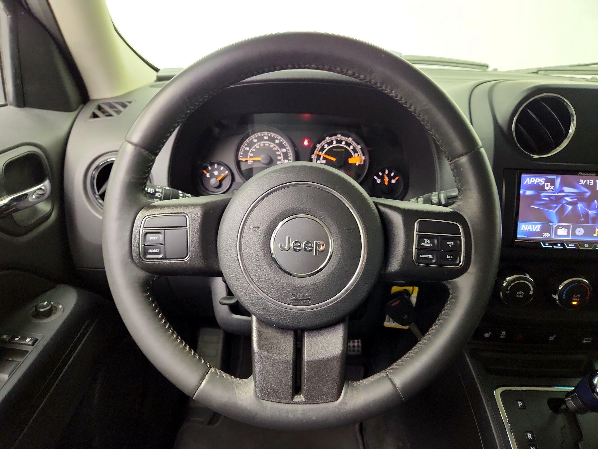 Thumbnail: 2016 Jeep Patriot - 10