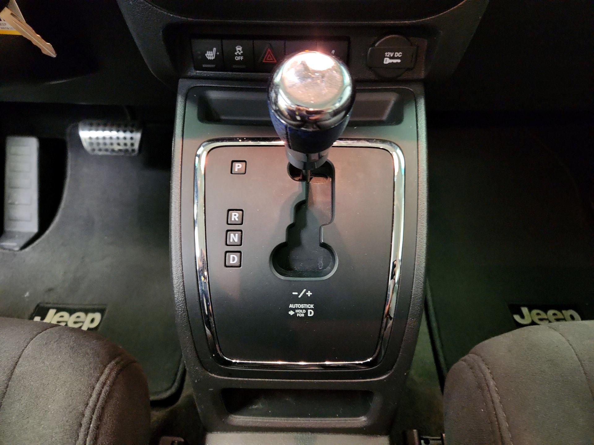 Thumbnail: 2016 Jeep Patriot - 17