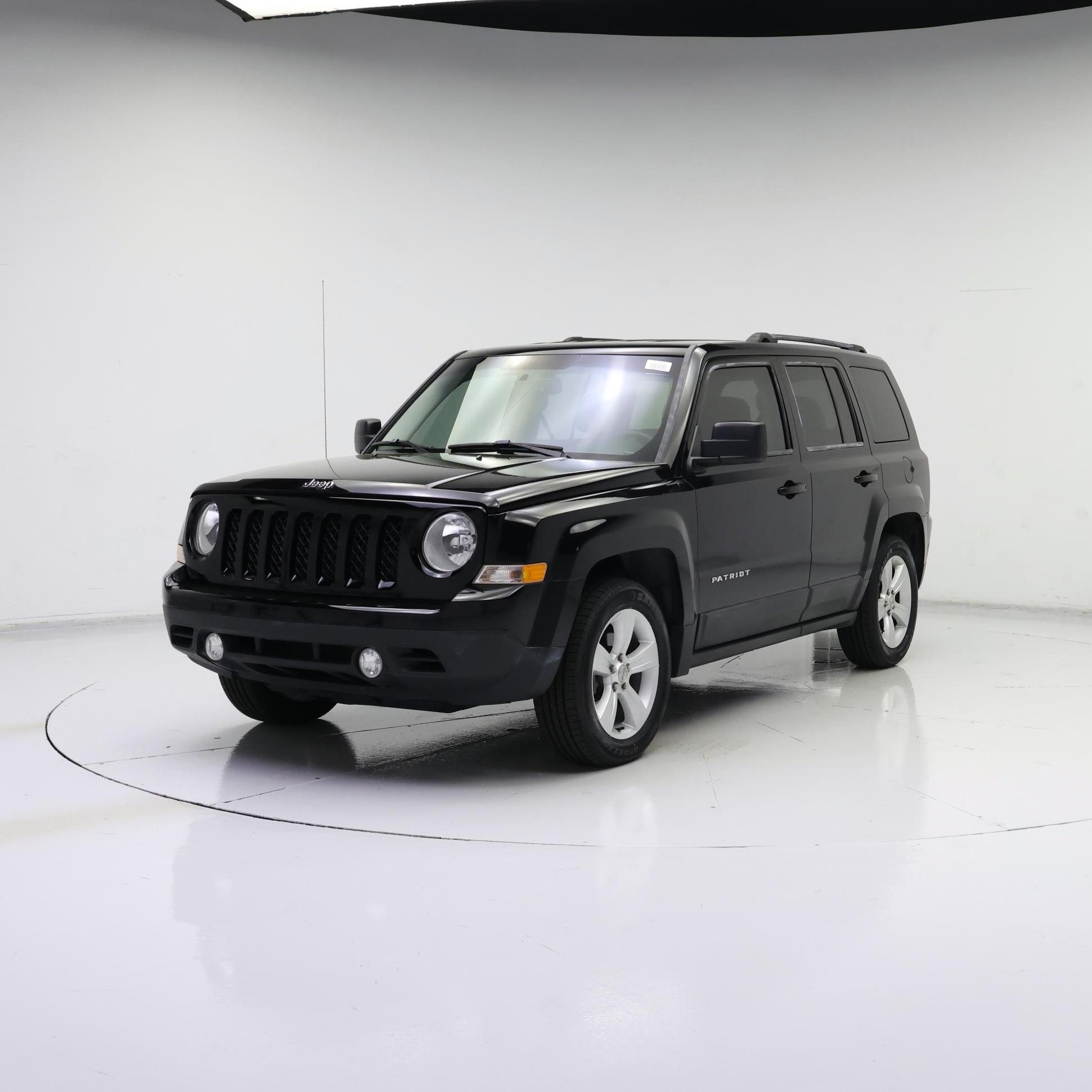 Thumbnail: 2016 Jeep Patriot - 4