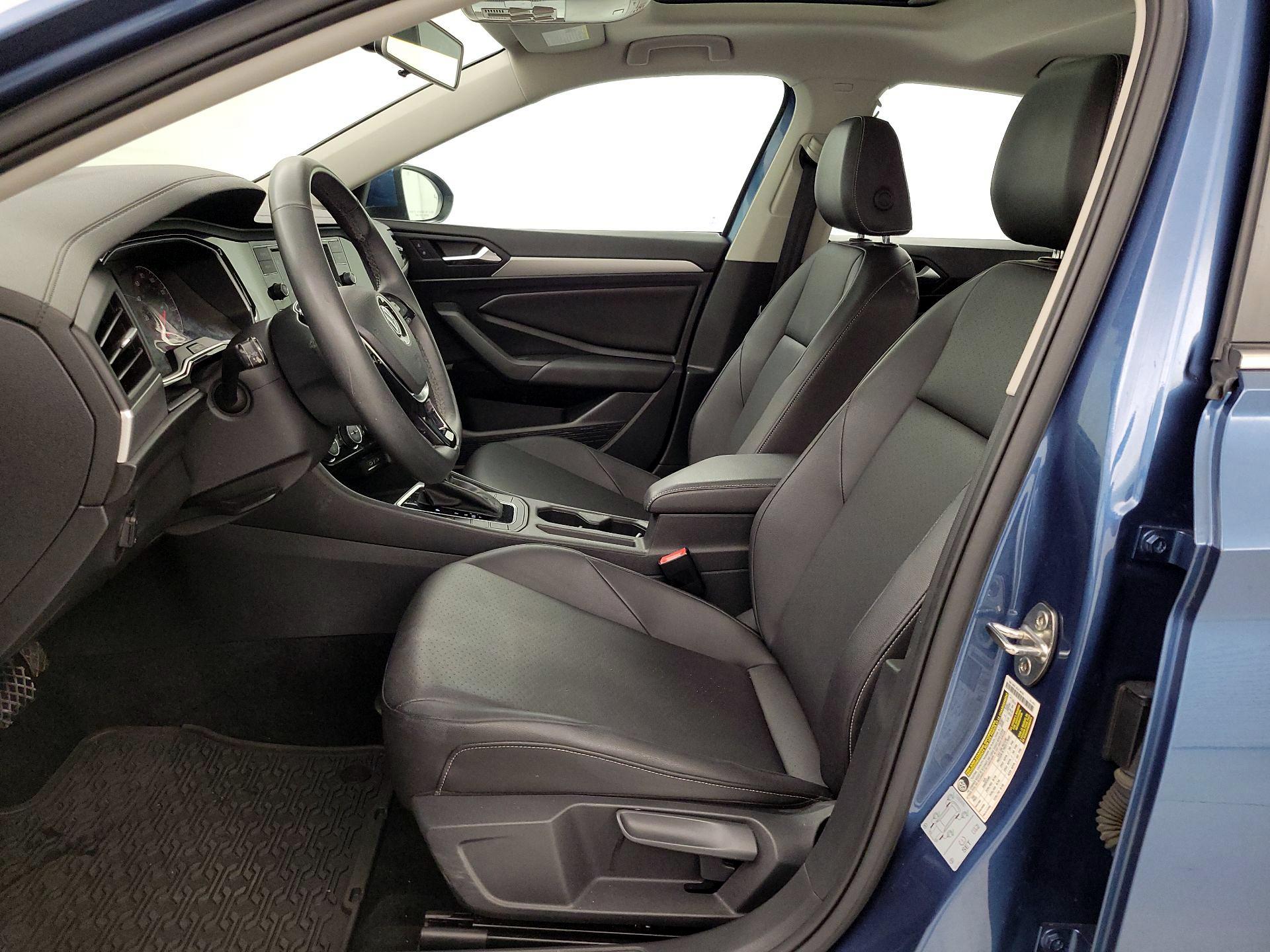 Thumbnail: 2020 Volkswagen Jetta - 11